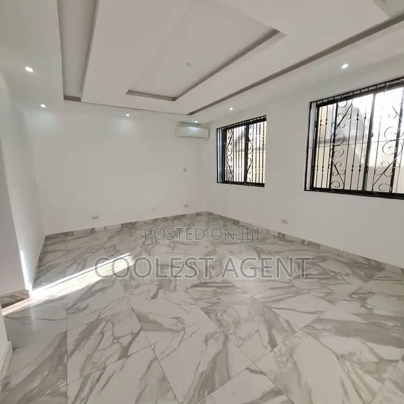 4bdrm Villa in Mikocheni, Kinondoni for rent in Kinondoni