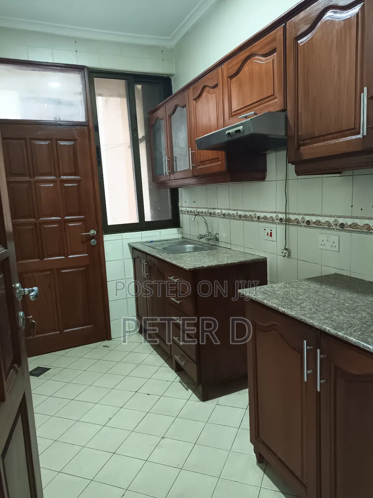 3bdrm Apartment in Kariakoo for rent in Kariakoo