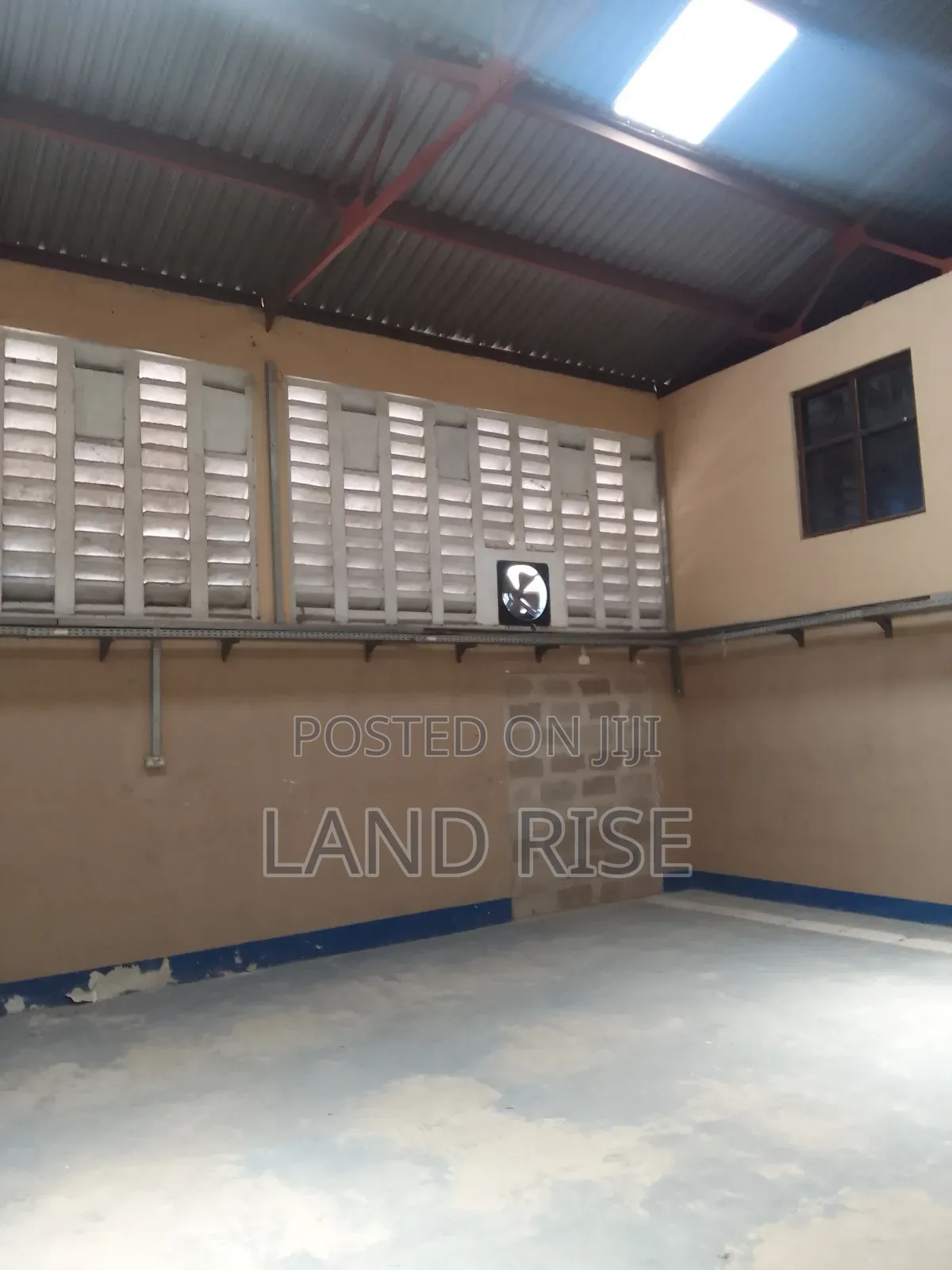 1000 SQM Warehouse in Nyerere Road in Vingunguti