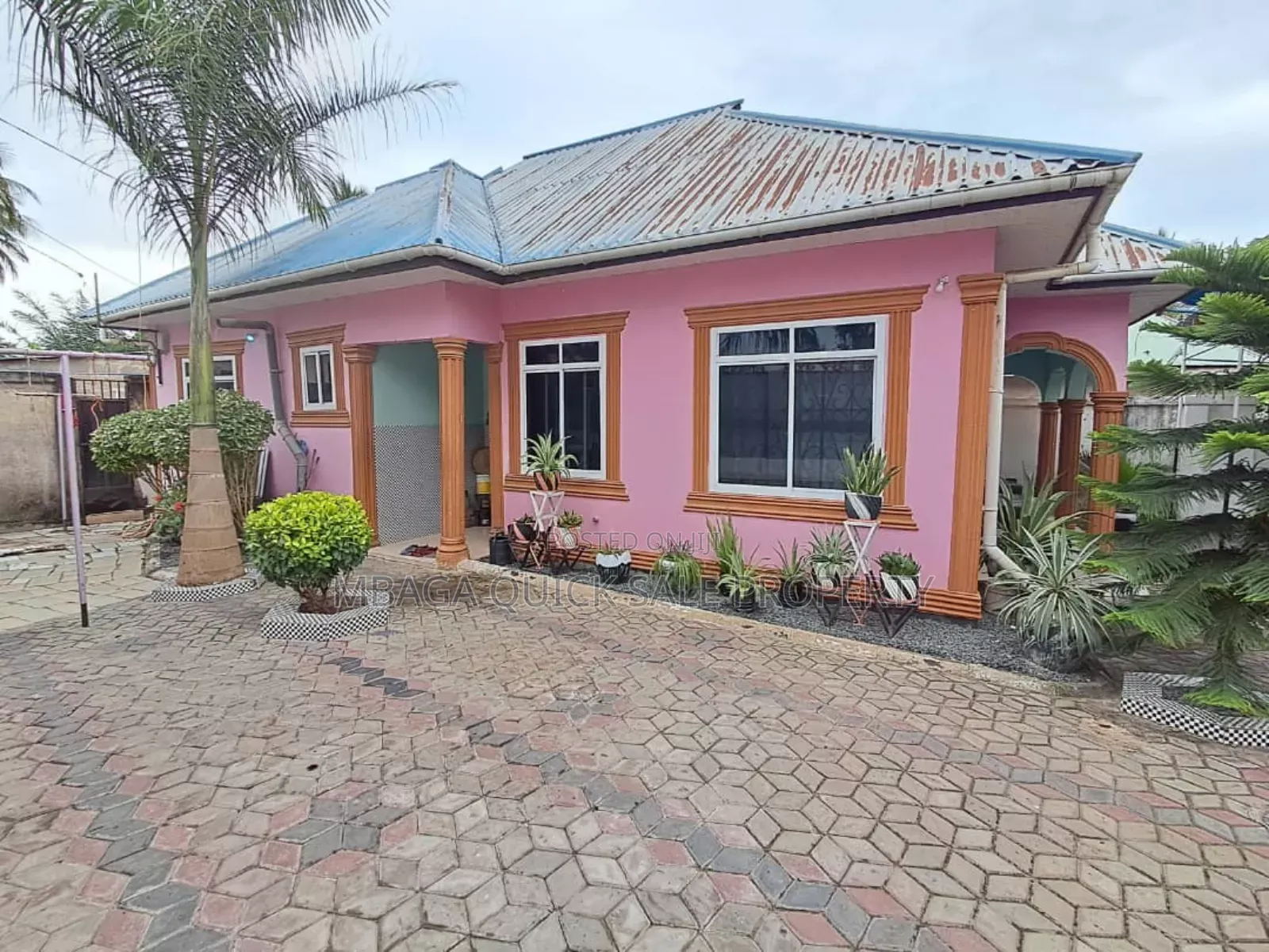 3bdrm House in Mbezi Kimara for sale in Mbezi