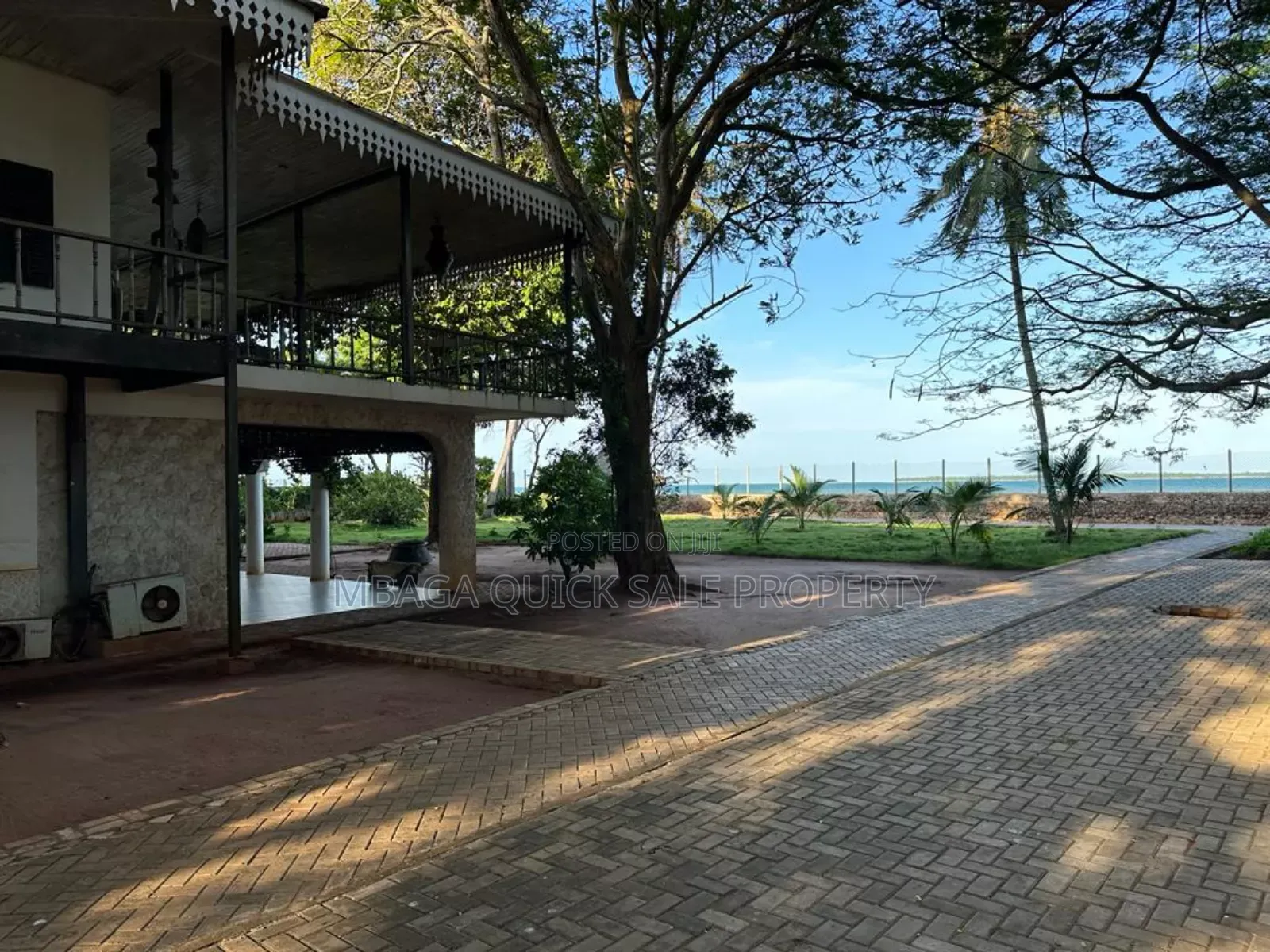 8bdrm House in Mbezi Beach for sale in Mbezi Beach
