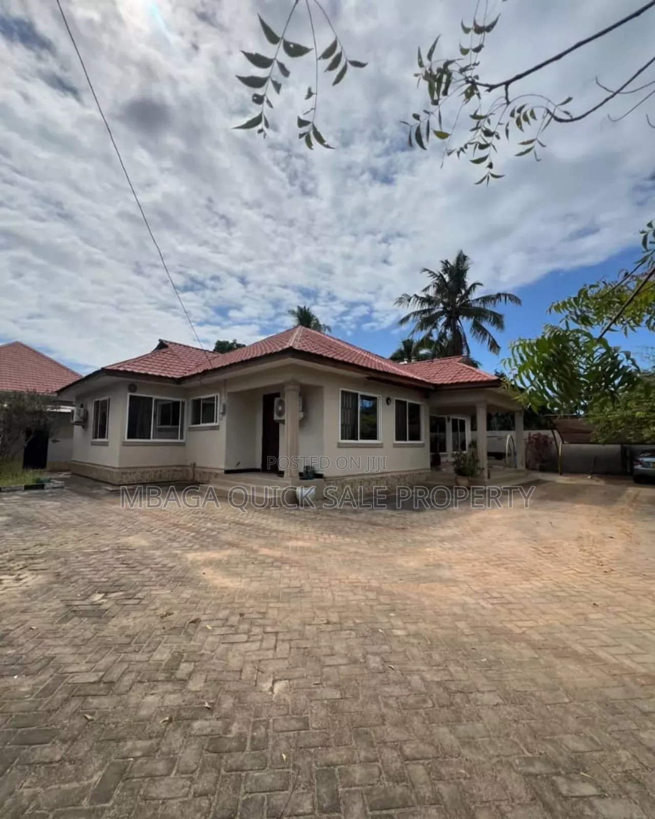 3bdrm House in Kunduchi Beach for sale in Kunduchi