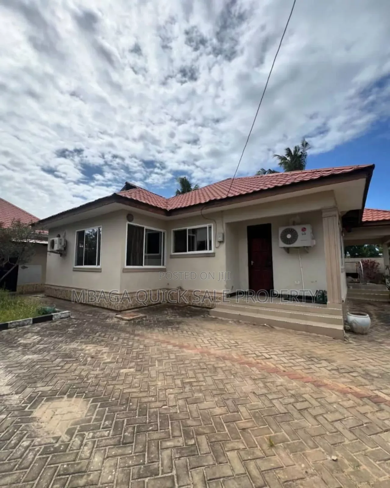 3bdrm House in Kunduchi Beach for sale in Kunduchi
