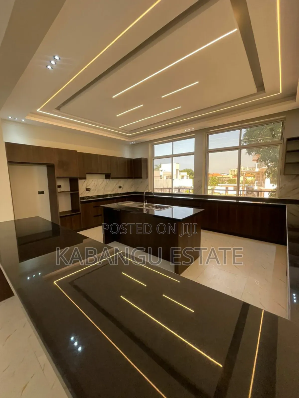 4bdrm Apartment in Oysterbay for rent in Oyster Bay