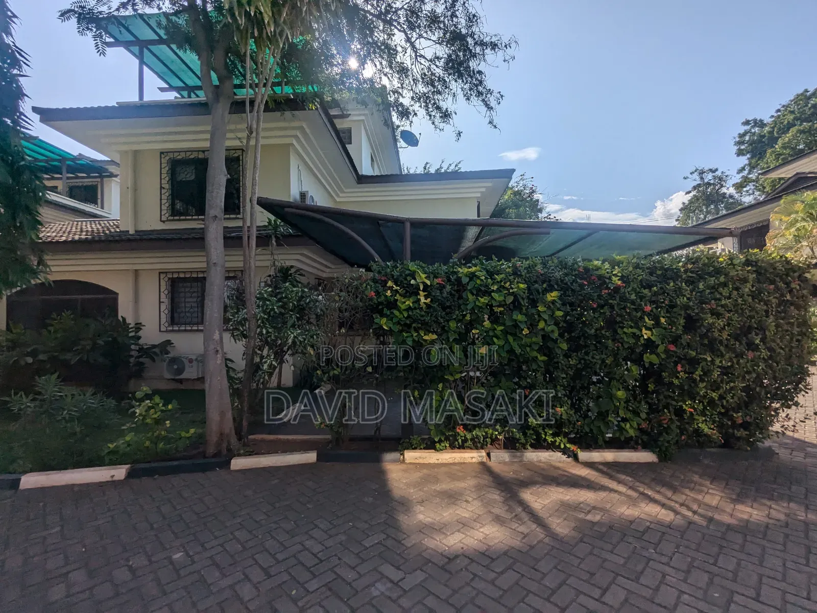 Furnished 4bdrm Villa in Villas Manor, Oyster Bay for rent in Oyster Bay