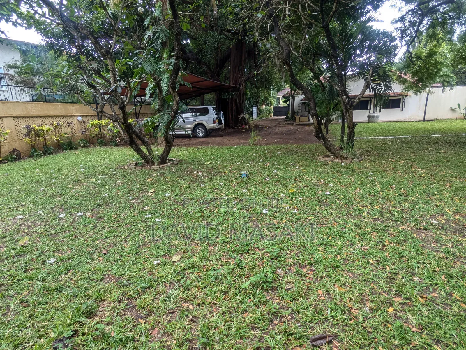 Furnished 4bdrm Bungalow in The House, Masaki for rent in Masaki