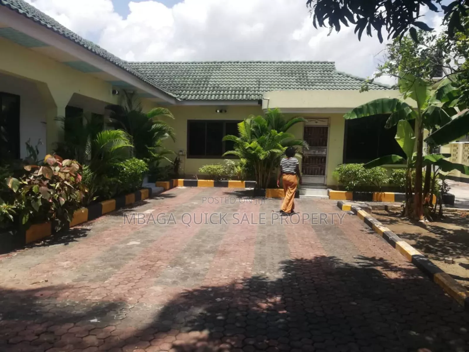 5bdrm House in Mbezi Beach Rain Bow for rent in Mbezi Beach