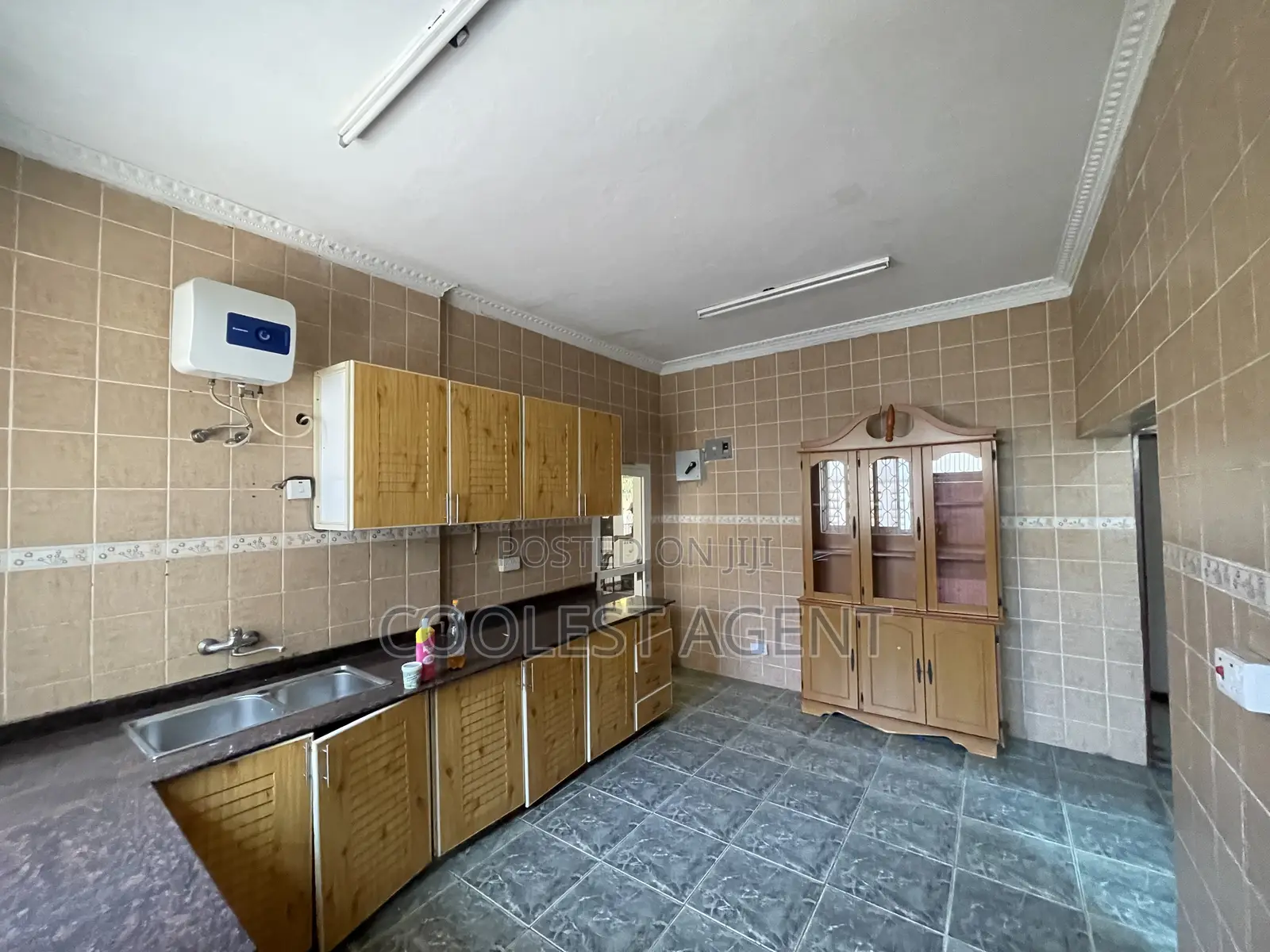 4bdrm Apartment in Mikocheni, Kinondoni for rent in Kinondoni