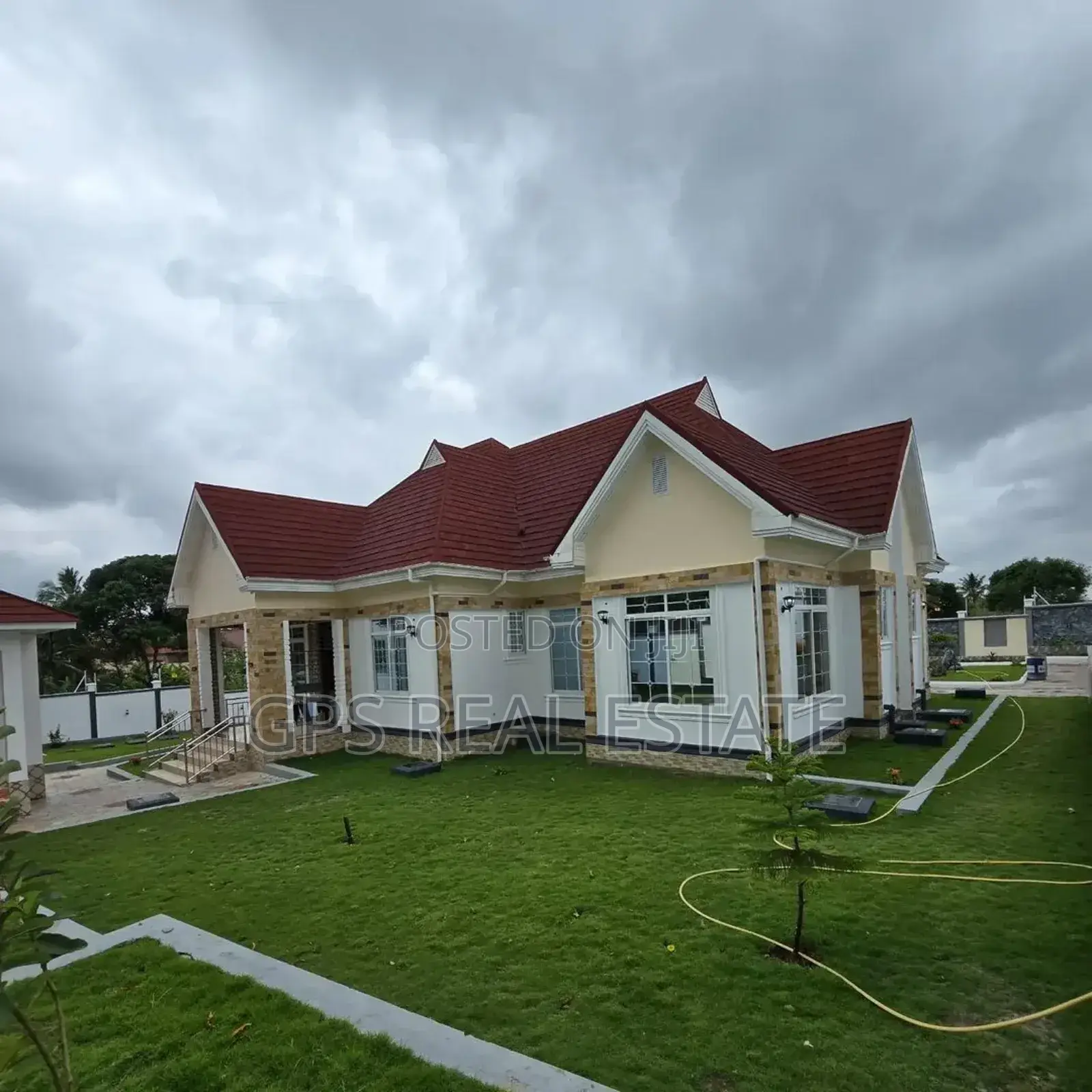 4bdrm House in Goba Makongo Road, Kinondoni for sale in Kinondoni