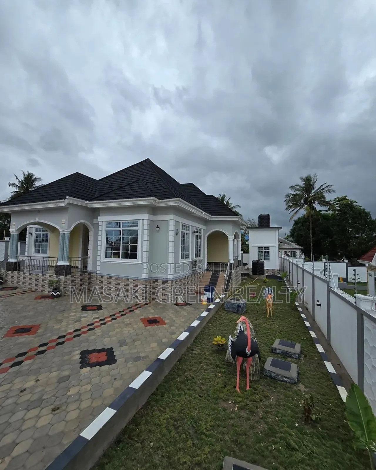 4bdrm House in Goba Estate for sale in Goba