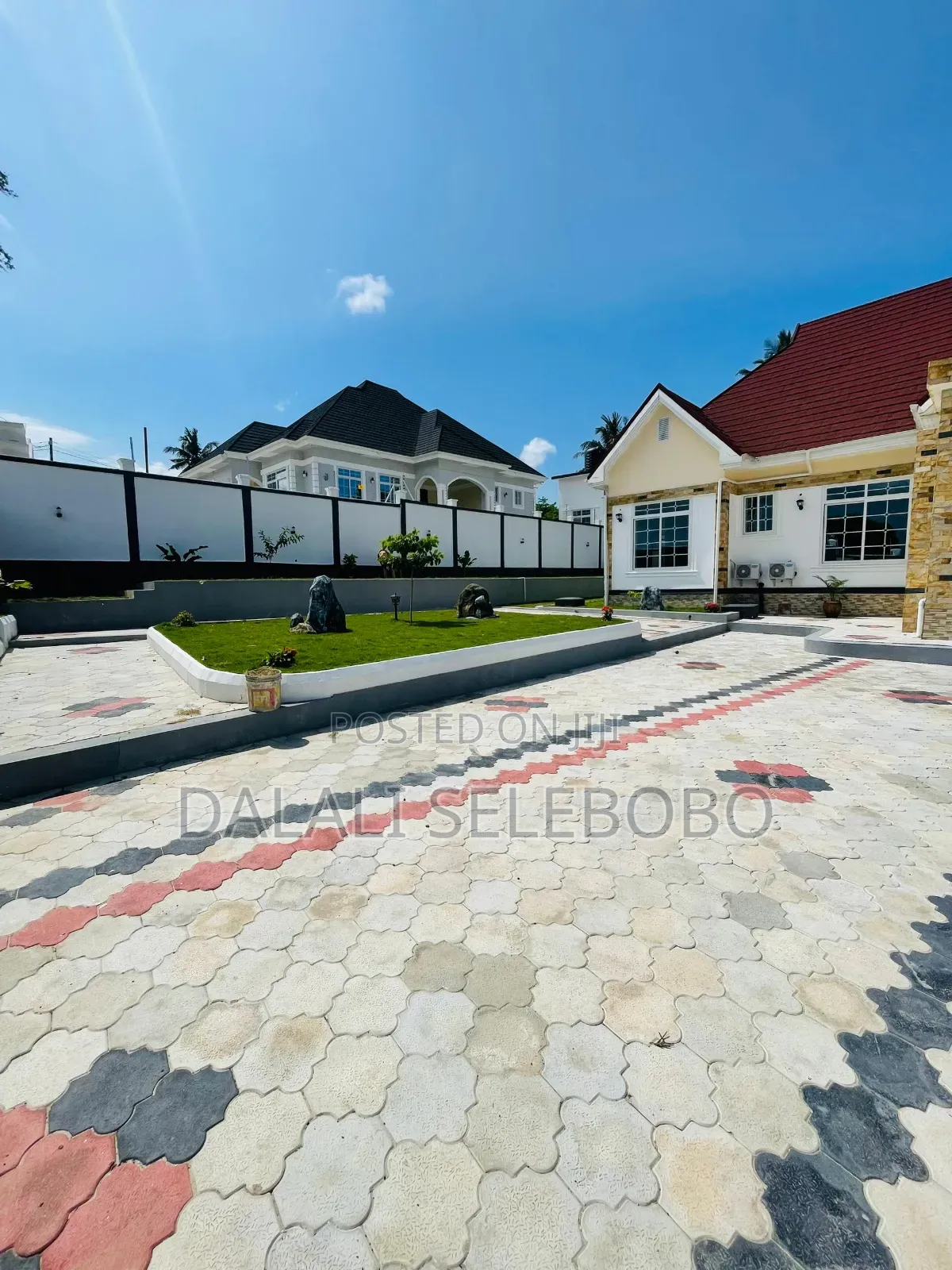 4bdrm Bungalow in Goba Njia Ya Makongo, Kibaha for sale in Kibaha