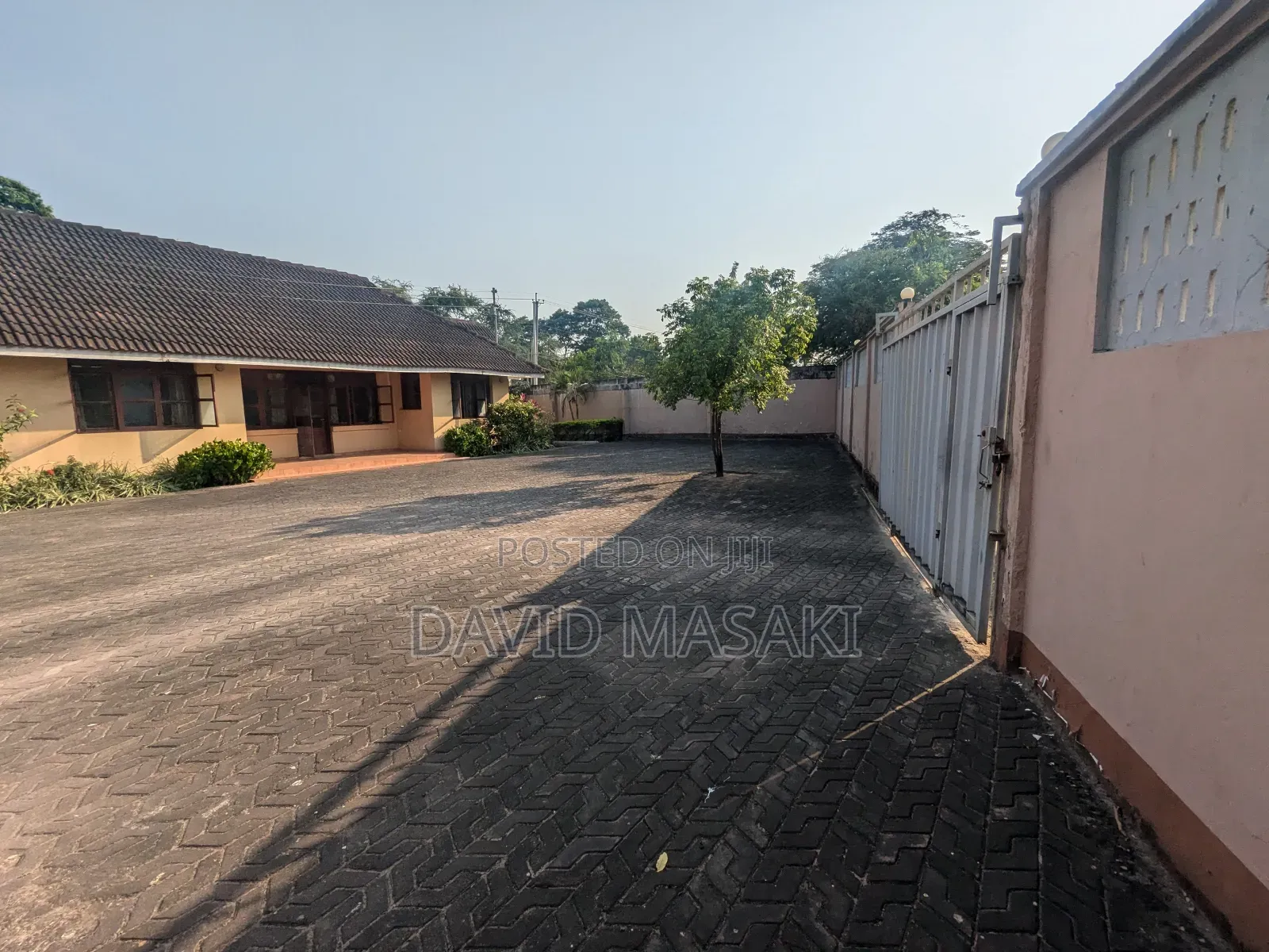 4bdrm Bungalow in Property For, Ada Estate for sale in Ada Estate