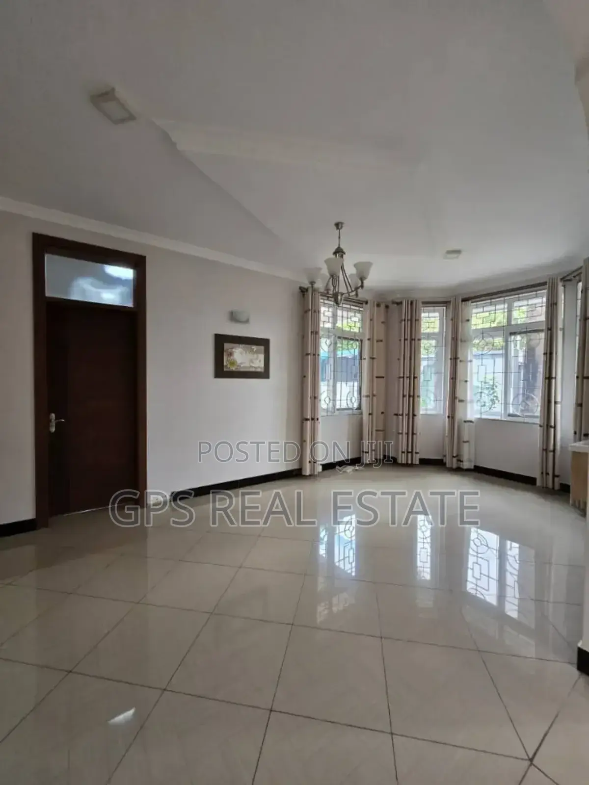 5bdrm House in Kimara Korogwe, Kinondoni for sale in Kinondoni
