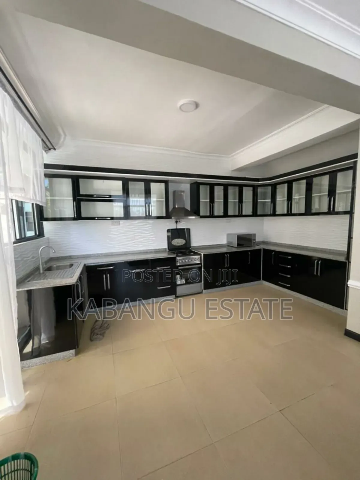 Furnished 3bdrm Apartment in Oysterbay for rent in Oyster Bay