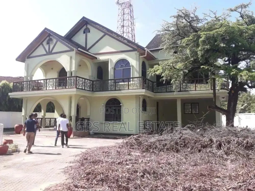 Morden House For Sale At Mikocheni in Kinondoni