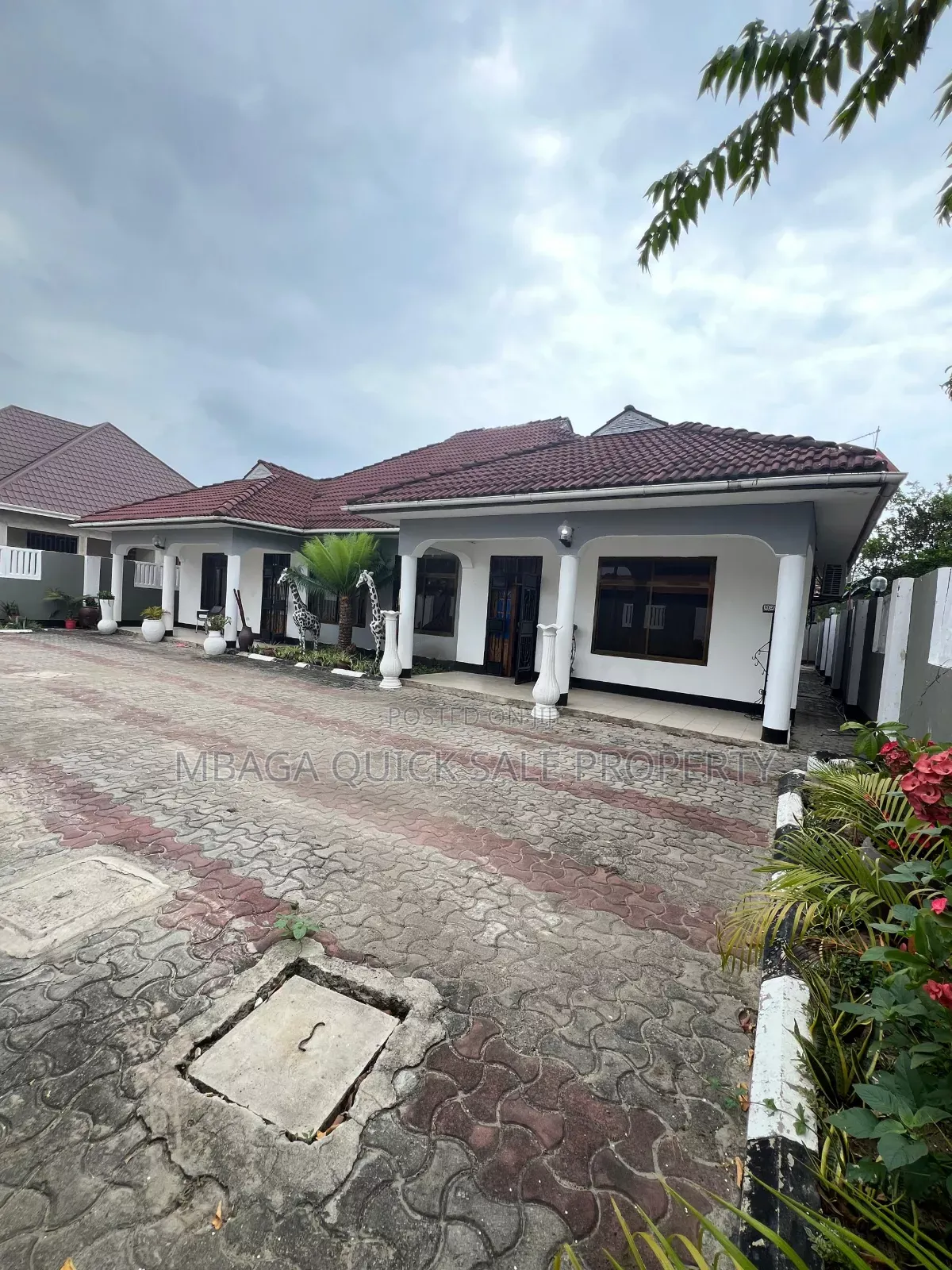 3bdrm Apartment in Bahari Beach, Mbezi for rent in Mbezi