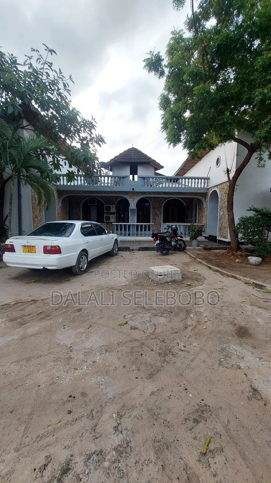 Guest House at Sinza Mori in Sinza