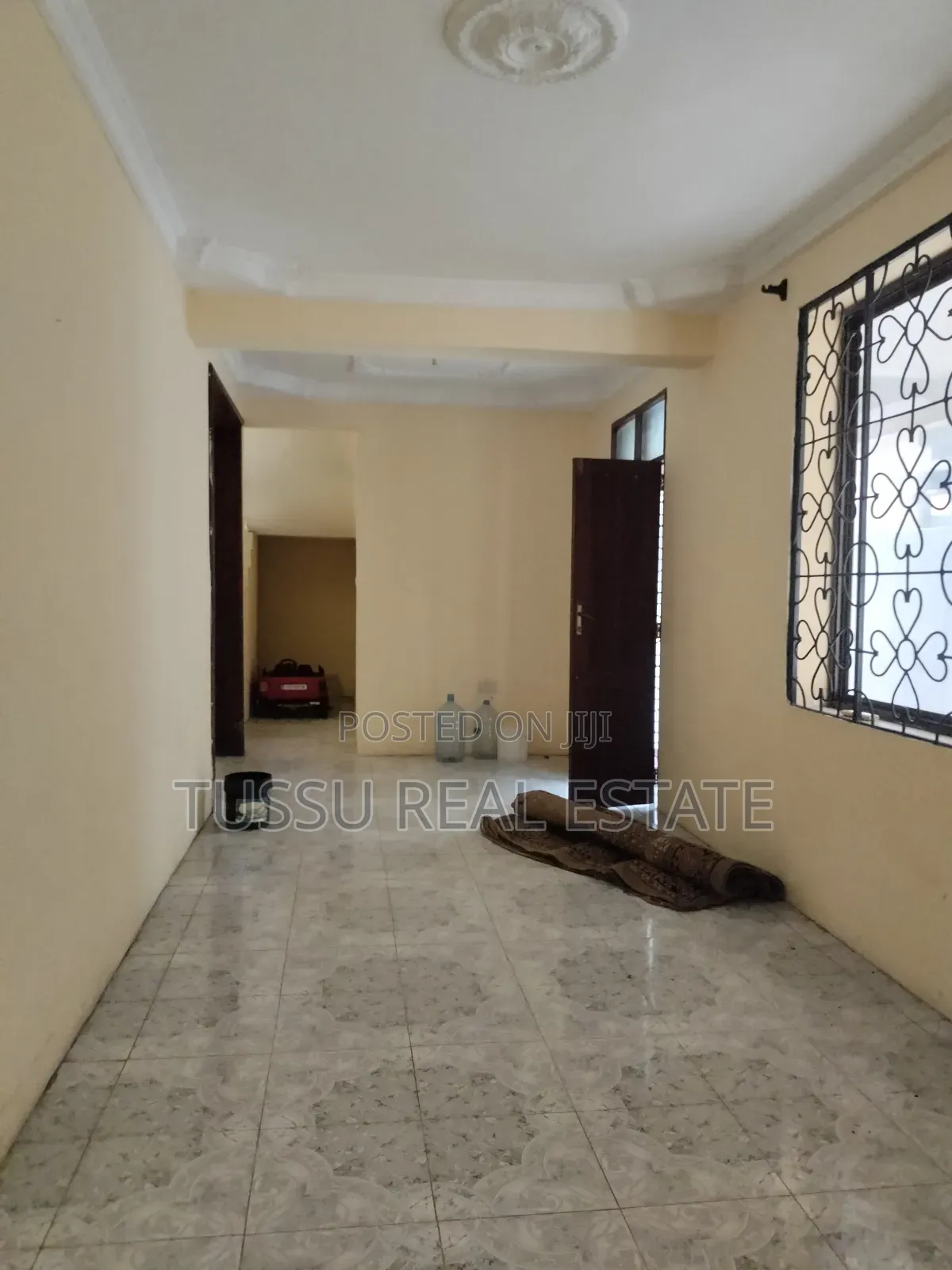 5bdrm House in Ununio Mahaba Beach, Kinondoni for sale in Kinondoni