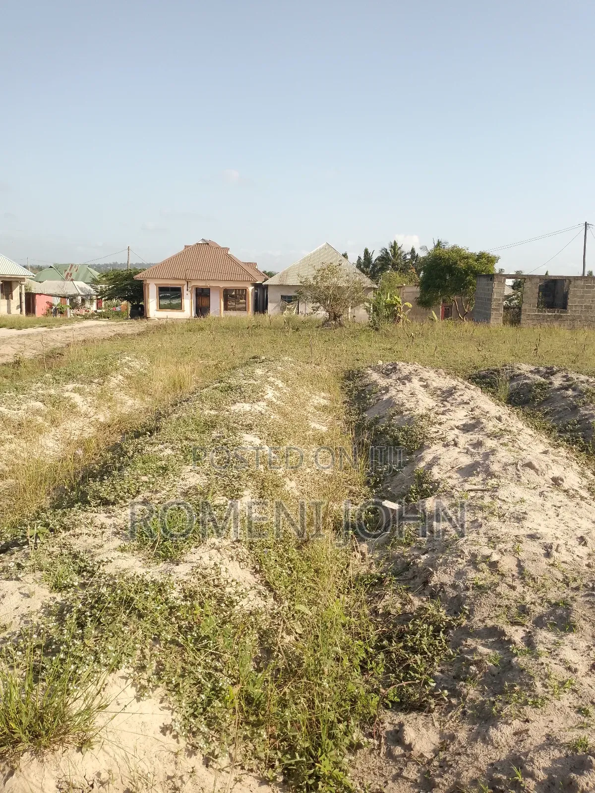 Eneo Lenye Ukubwa Sqmita 800 Linauzwa Ml 25 Majohe Viwege. in Ilala
