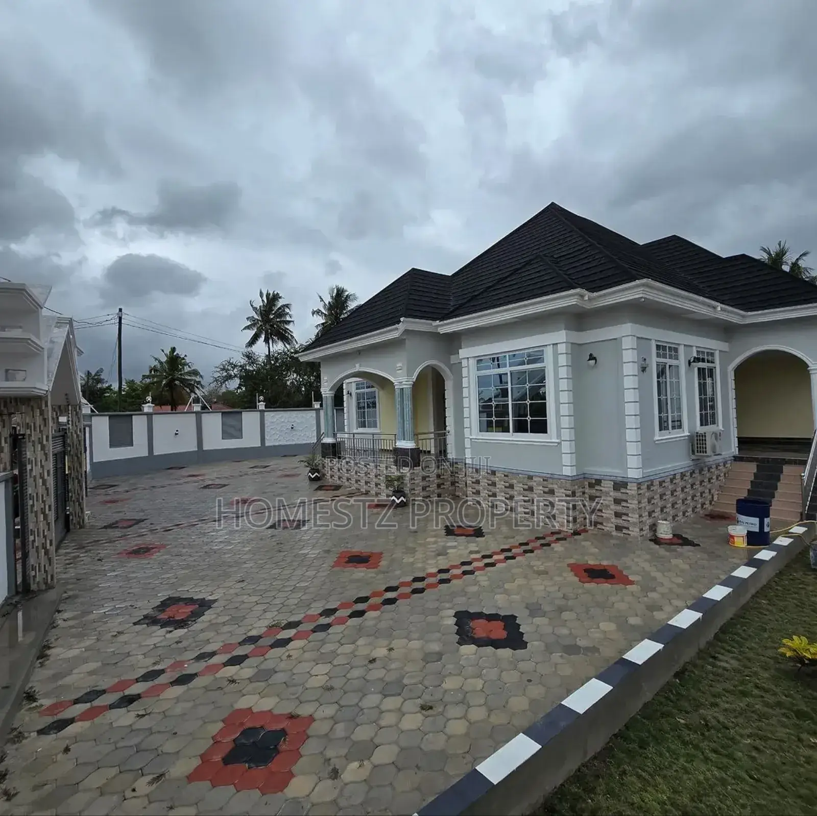 4bdrm House in Goba Makongo Road, Kinondoni for sale in Kinondoni