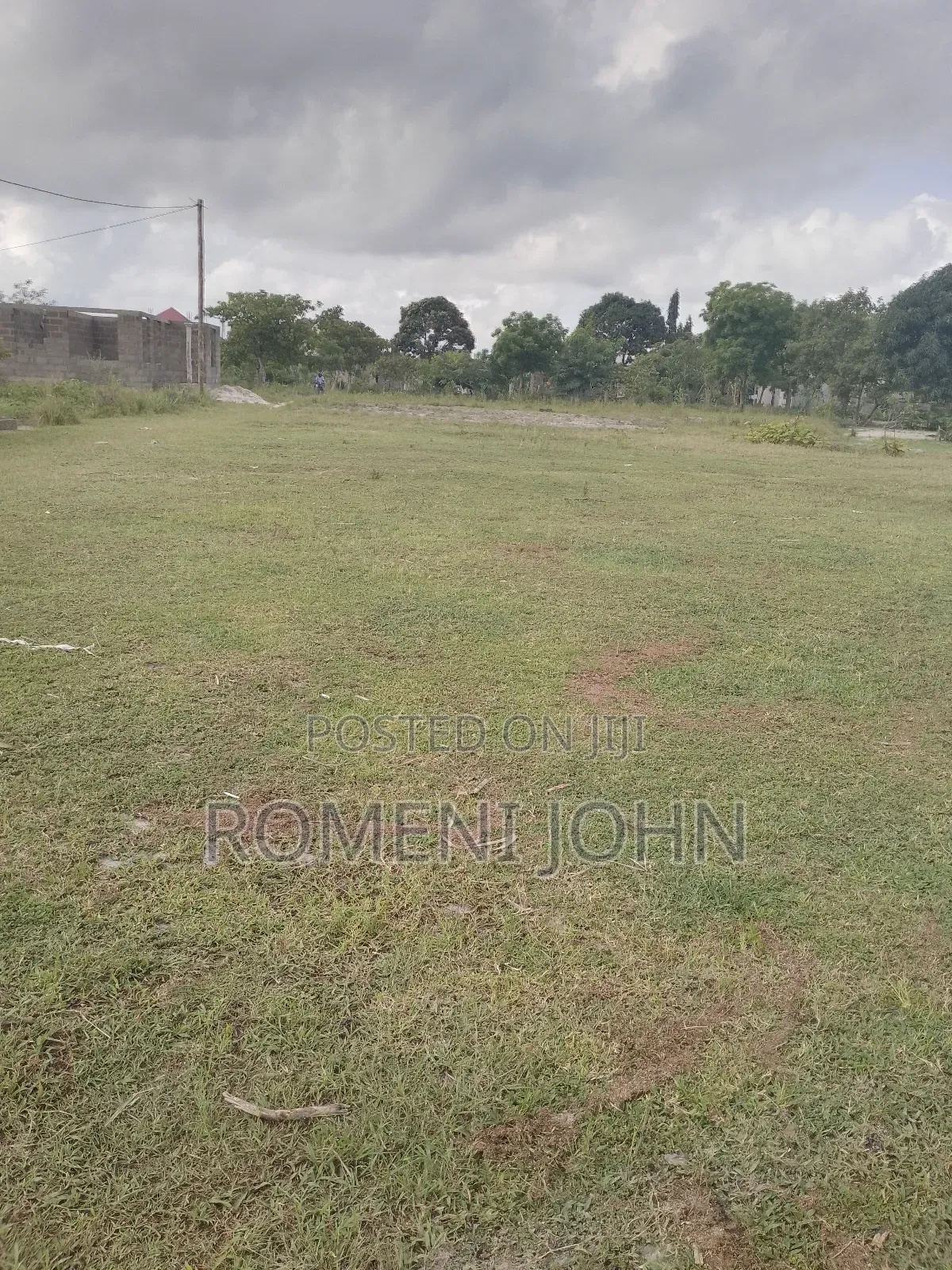 Eneo Sqmita 400 Linauzwa Milioni 7.5 Ukonga Bombambili. in Ilala