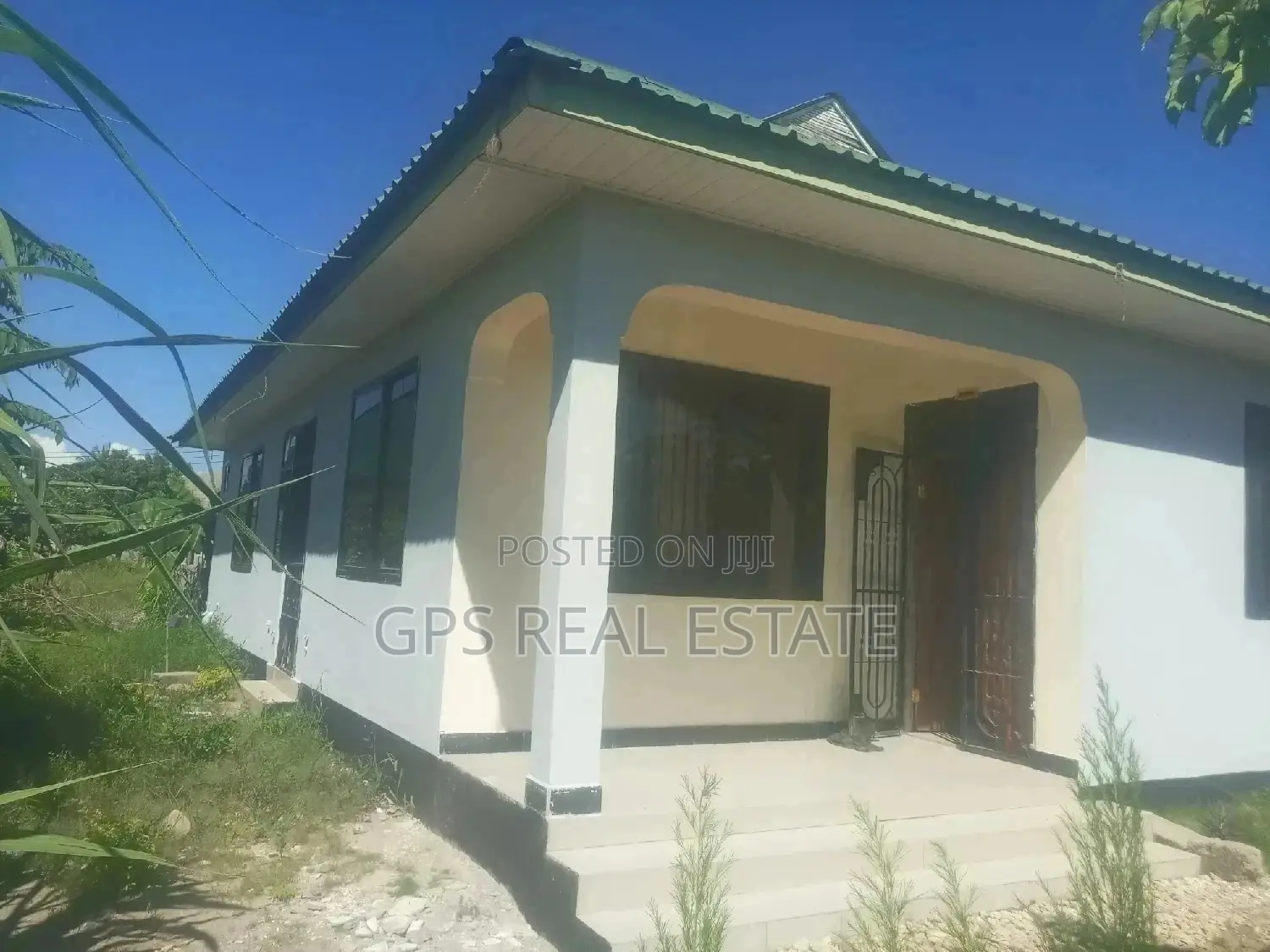 House in Kinondoni