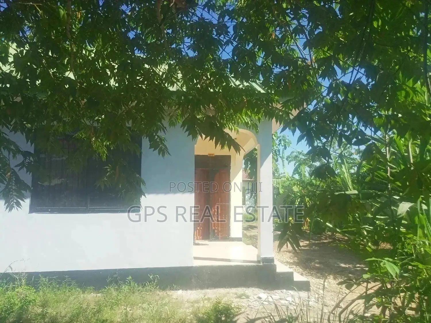 House in Kinondoni