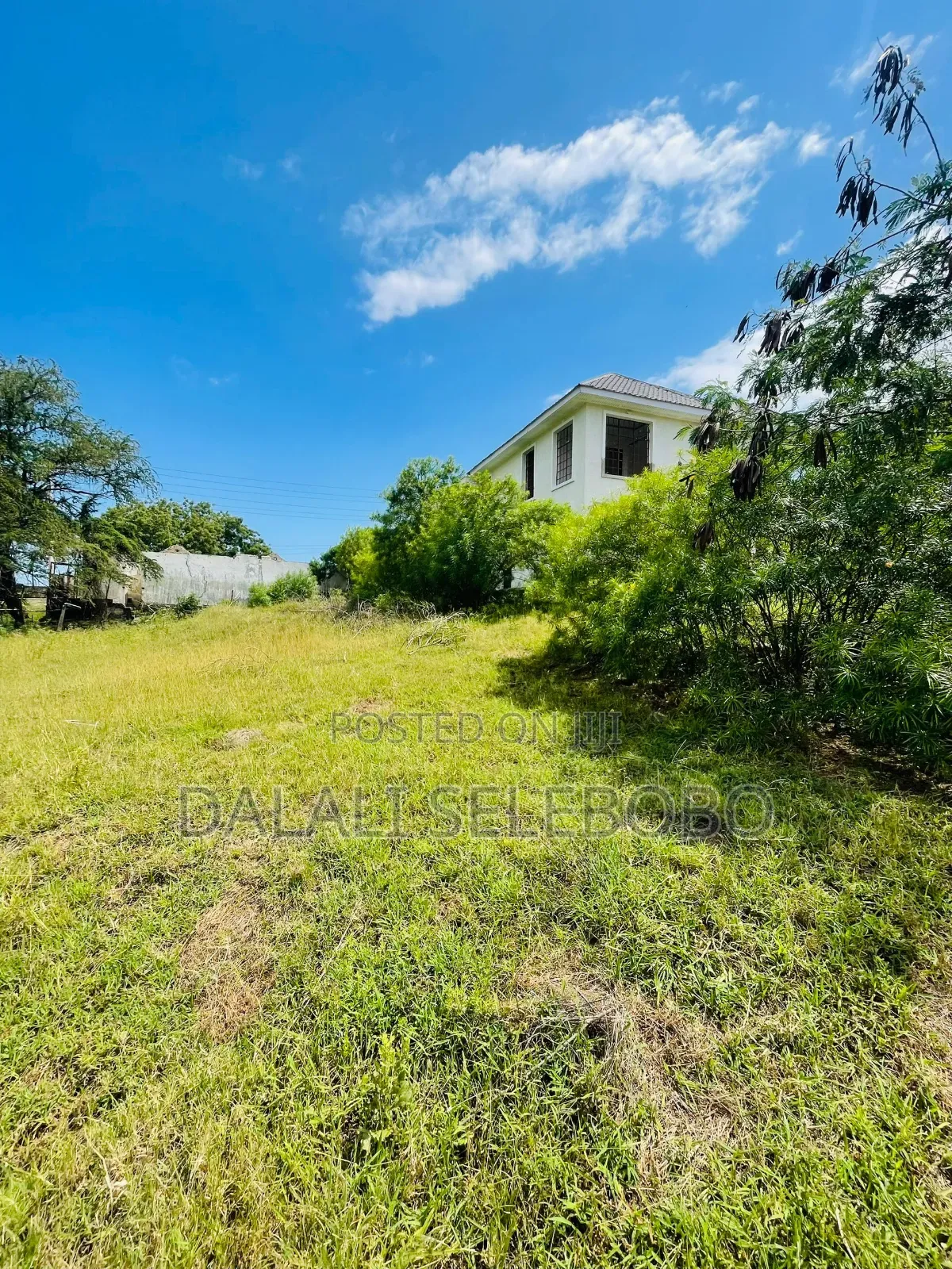 Plot at Makongo Juu Mwanzoni Hecta 1.4 in Kinondoni