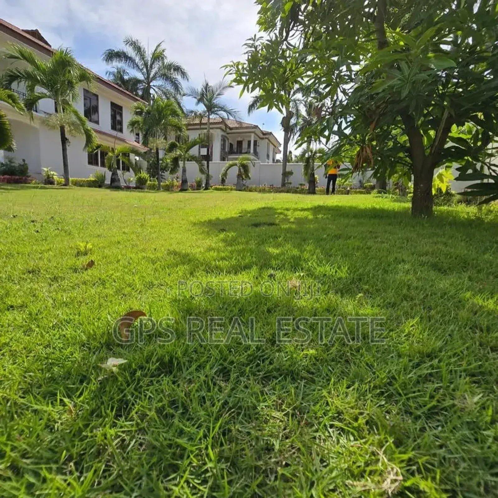 6bdrm House in Mbezi Beach Salasala, Kinondoni for sale in Kinondoni
