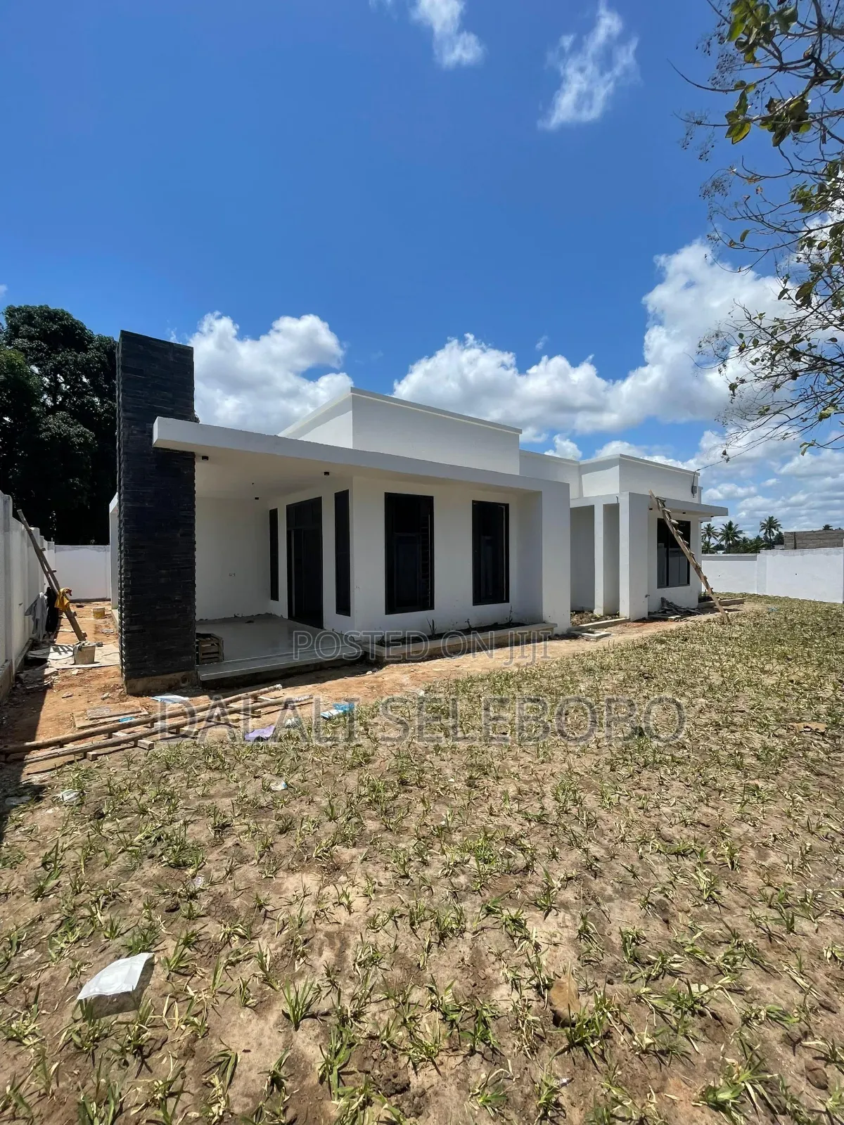 3bdrm Bungalow in Goba Lastanza for sale in Goba