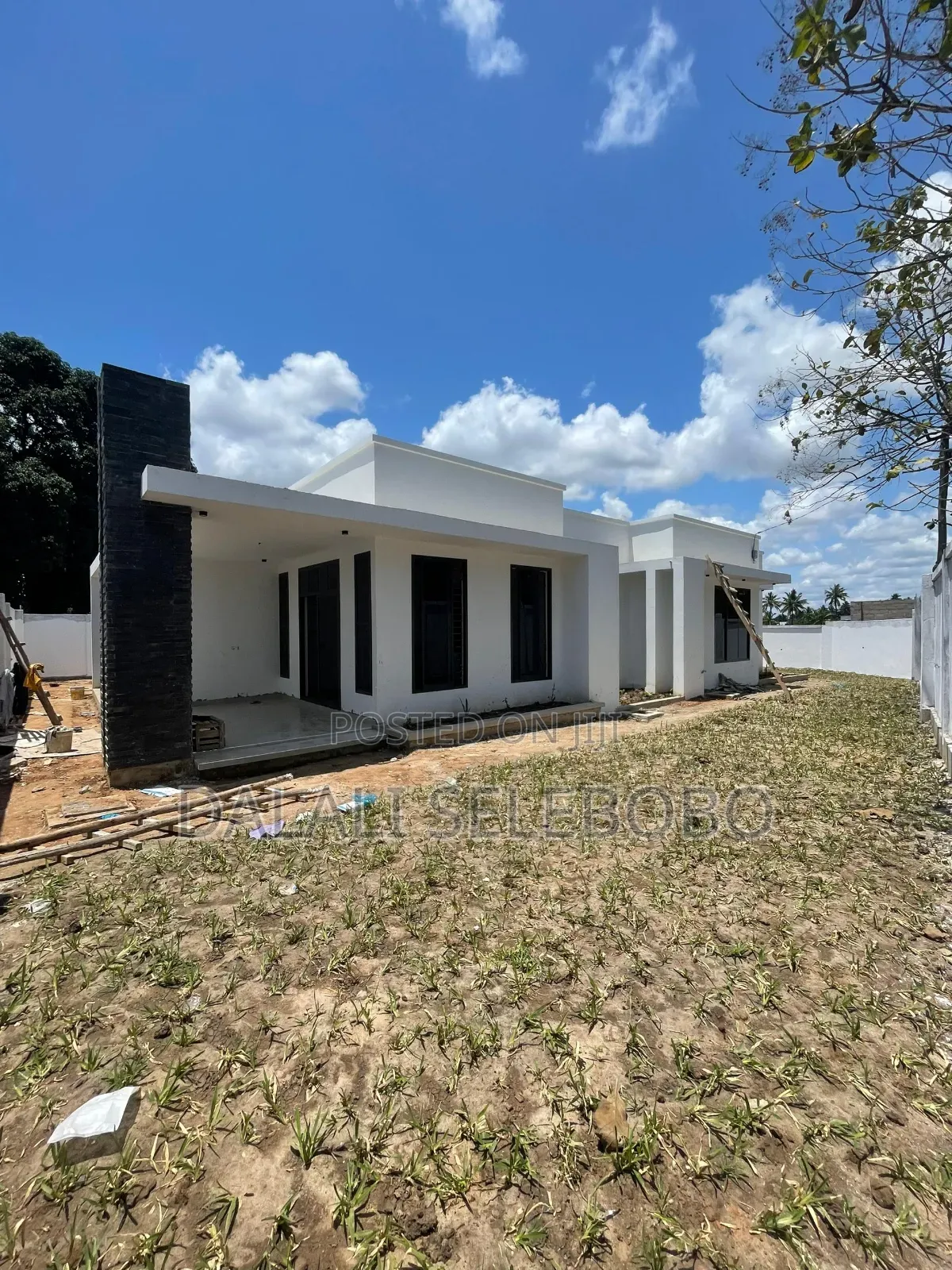 3bdrm Bungalow in Goba Lastanza for sale in Goba