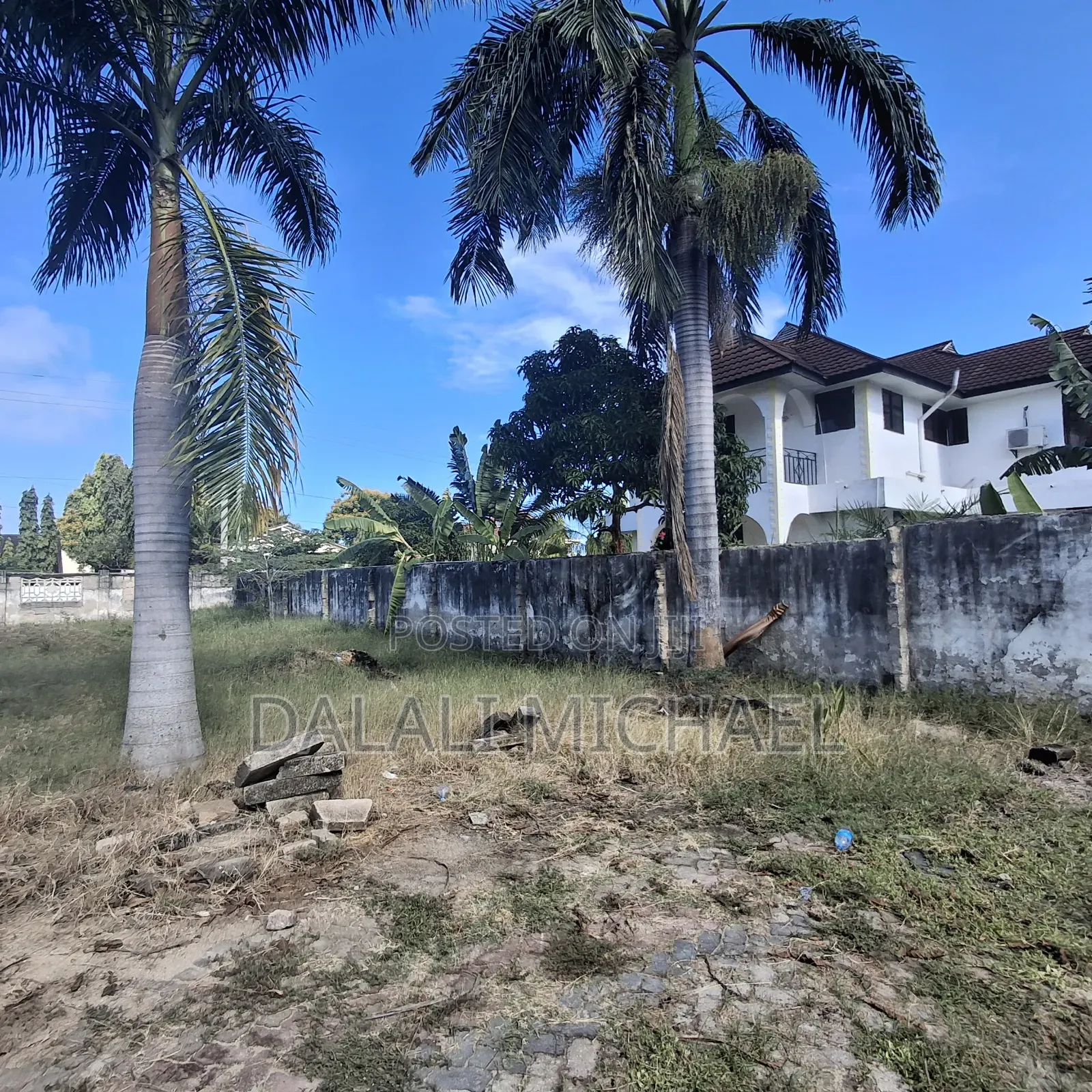 Plot for Sale 1000 Sqms. in Kunduchi