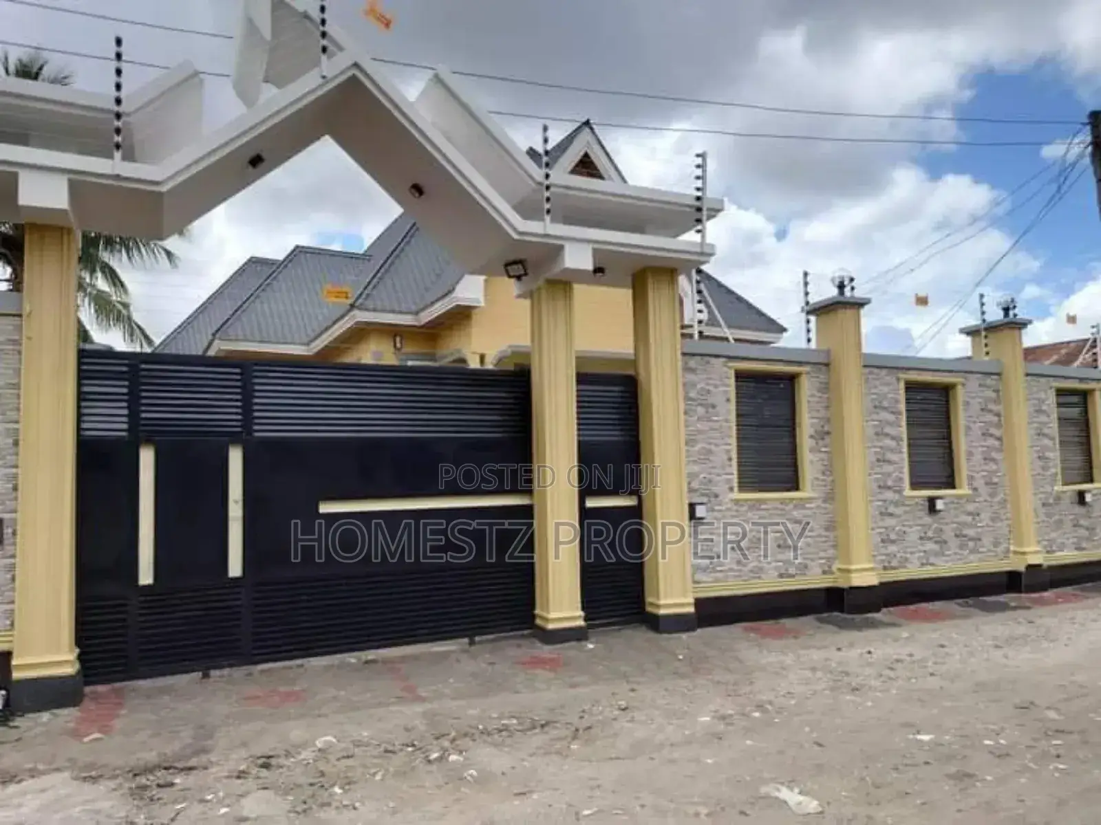 4bdrm House in Mbagala Majimatitu, Kinondoni for sale in Kinondoni