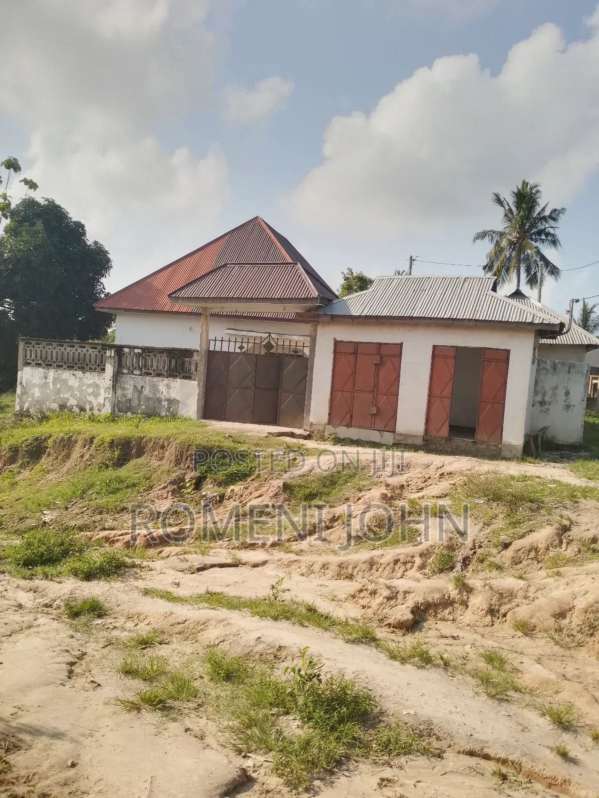 7bdrm House in Tanzania Daresalaam, Ilala for sale in Ilala