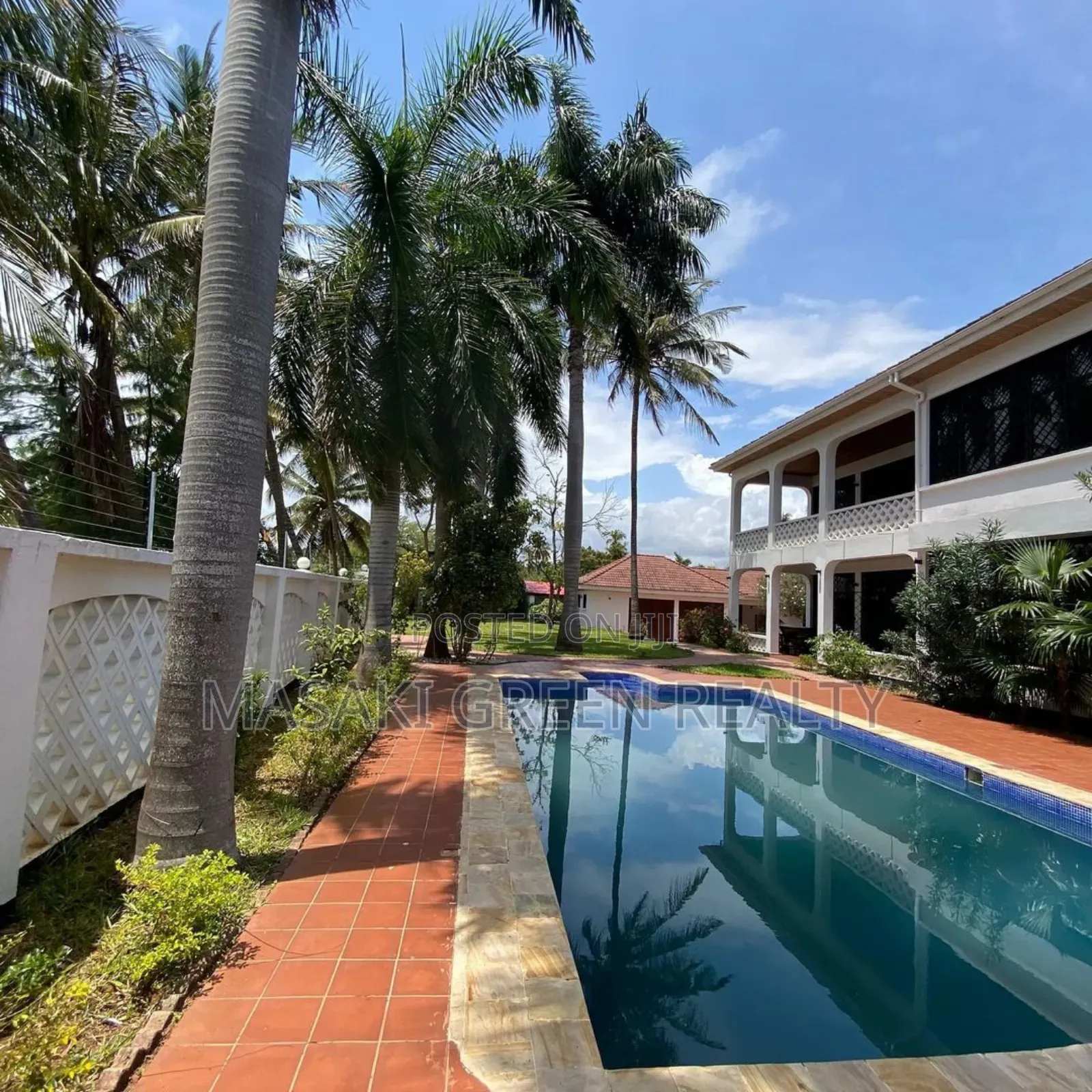 5bdrm House in Mbezi Estate, Kinondoni for sale in Kinondoni