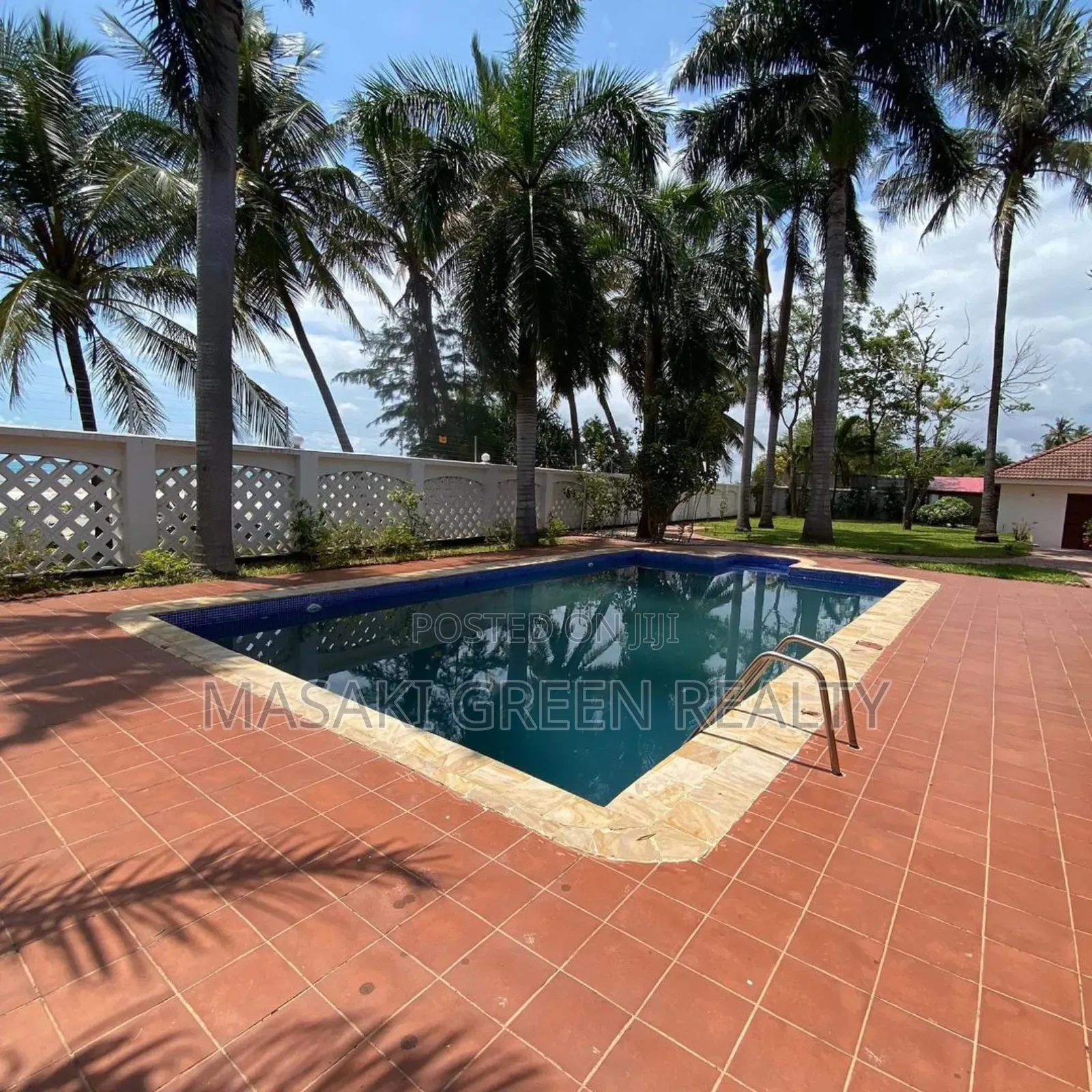 5bdrm House in Mbezi Estate, Kinondoni for sale in Kinondoni