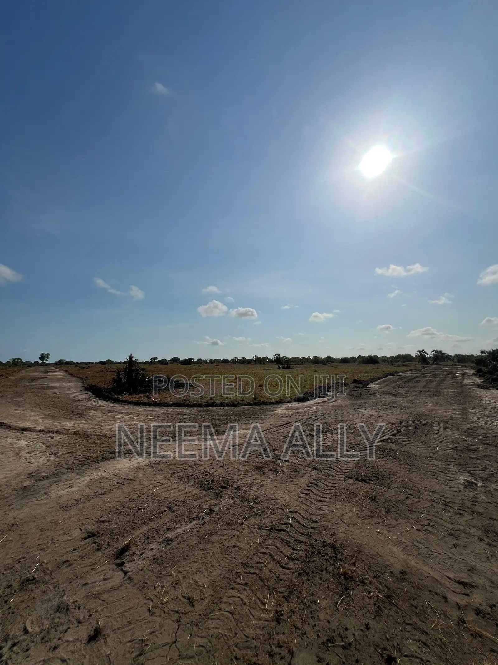 Viwanja Karibu Na Barabara Kuu in Temeke