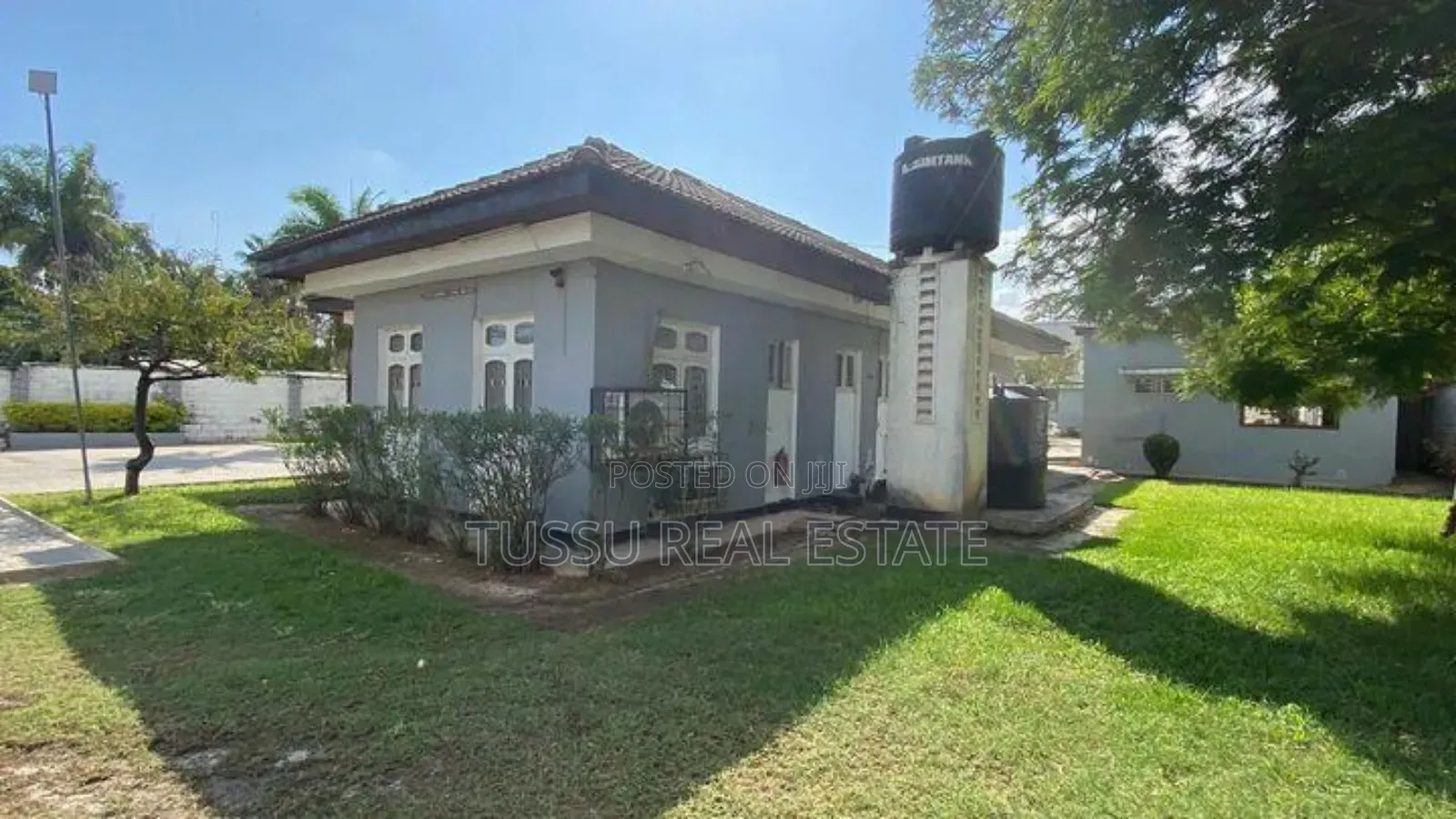 4bdrm House in Mikochen A Migombani, Kinondoni for sale in Kinondoni