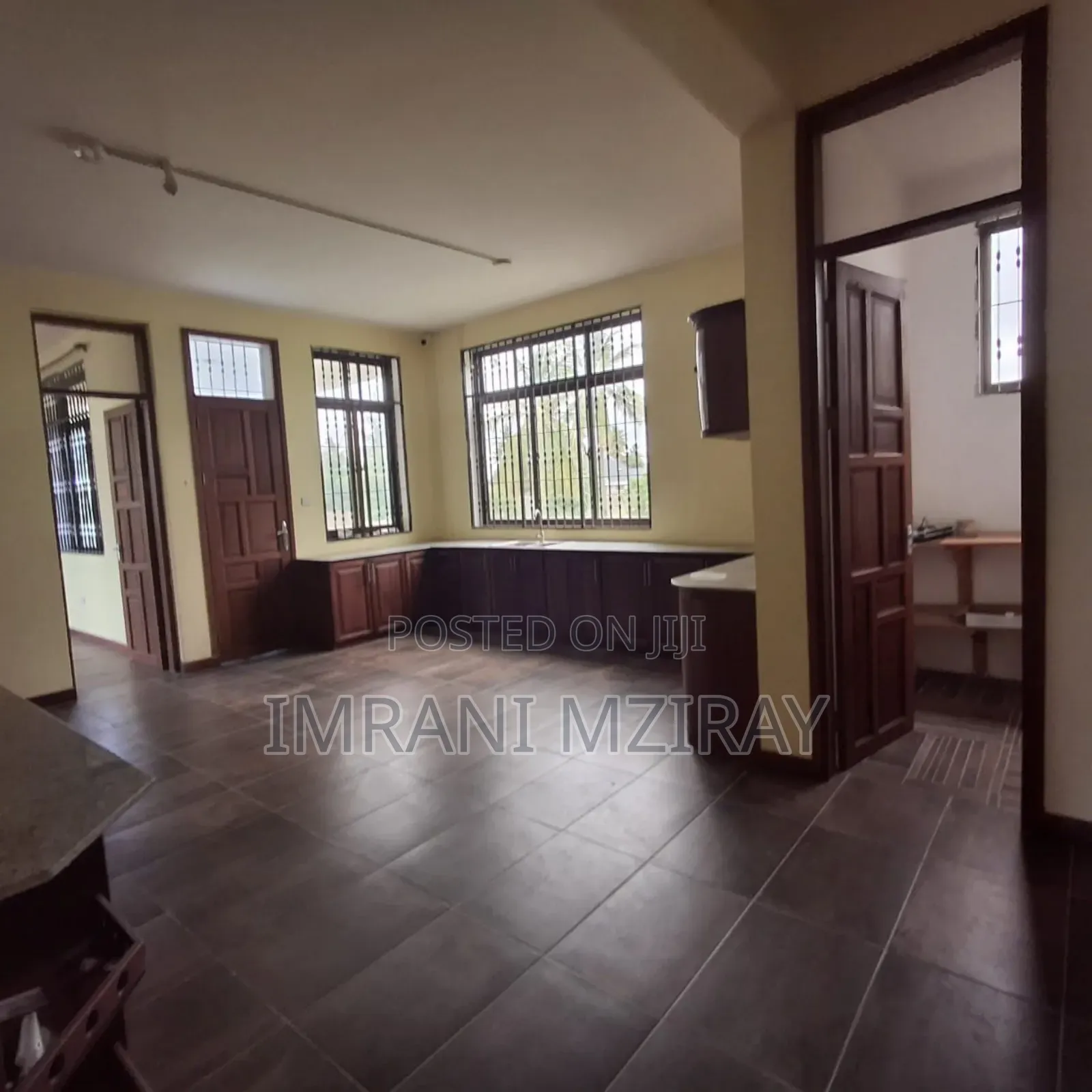 5bdrm Townhouse / Terrace in Masaki for rent in Masaki