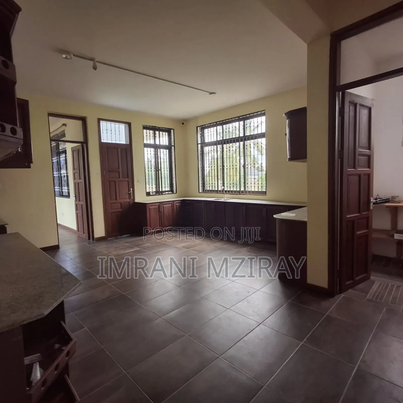 5bdrm Townhouse / Terrace in Masaki for rent in Masaki