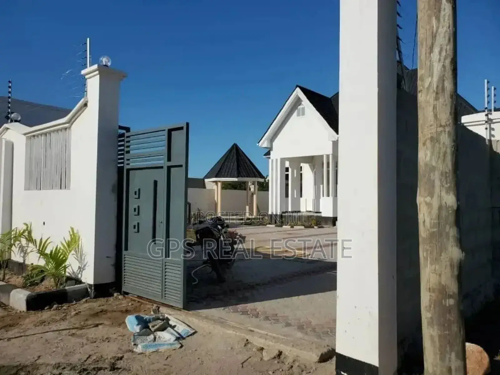 4bdrm House in Kibada Shangwe, Kigamboni for sale in Kigamboni