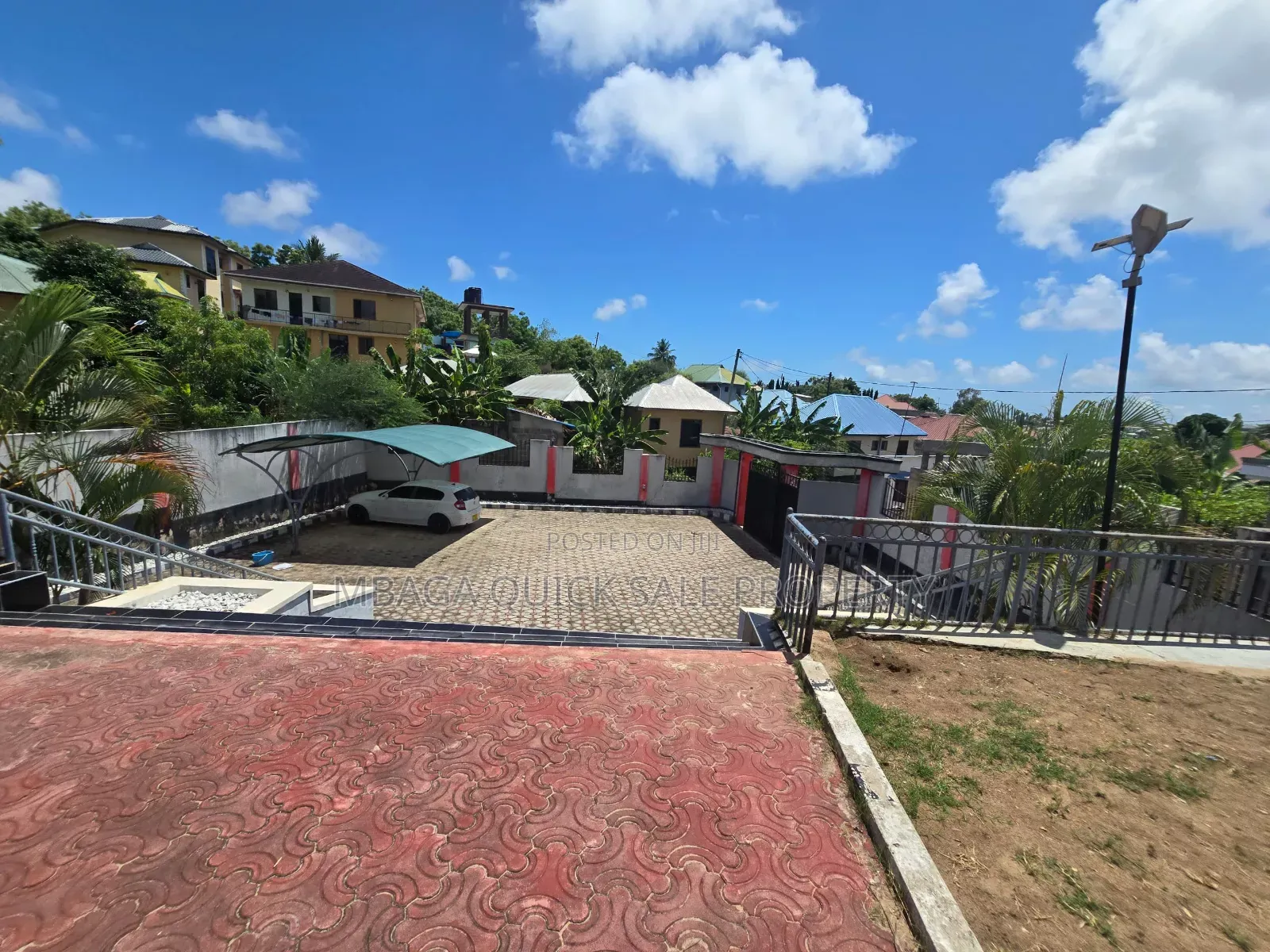 3bdrm House in Salasala Kinzudi, Kunduchi for sale in Kunduchi