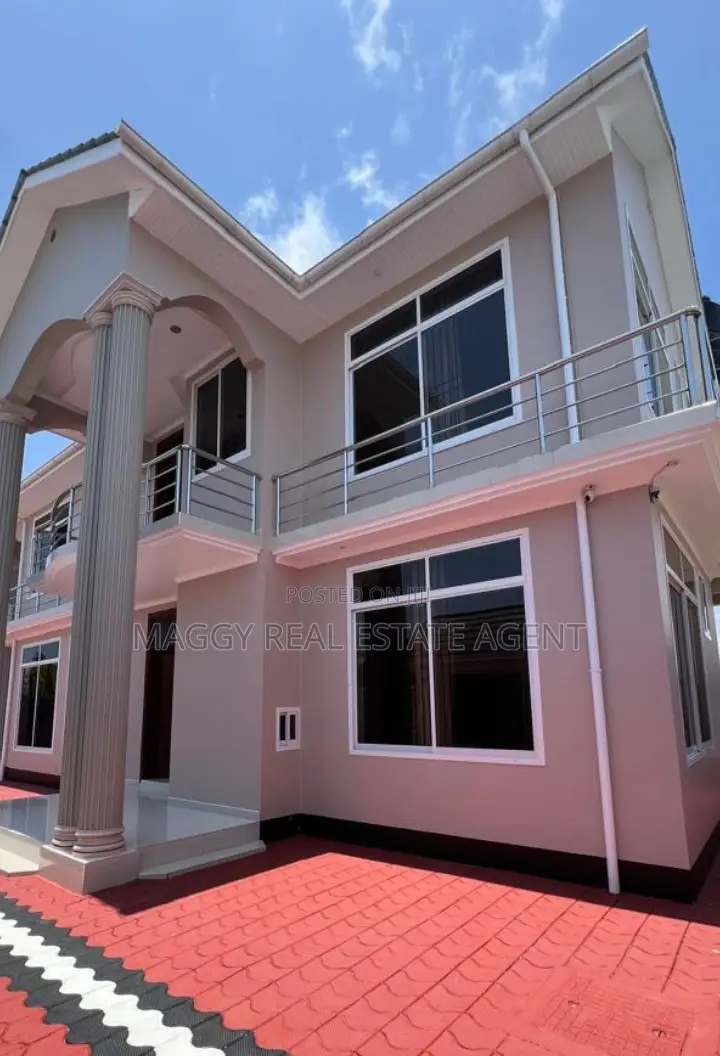 4bdrm House in Bunju Beach for rent in Bunju