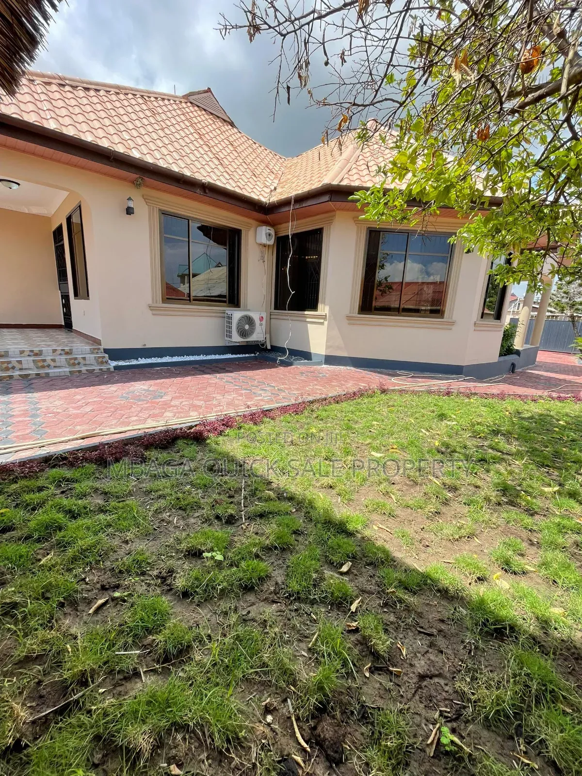 3bdrm House in Boko, Bunju for rent in Bunju