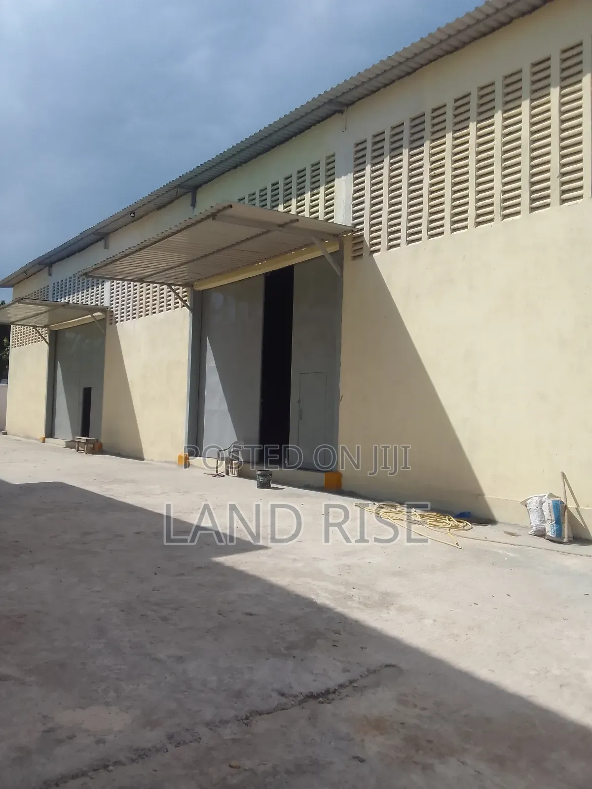 600 SQM in Mikocheni in Vingunguti