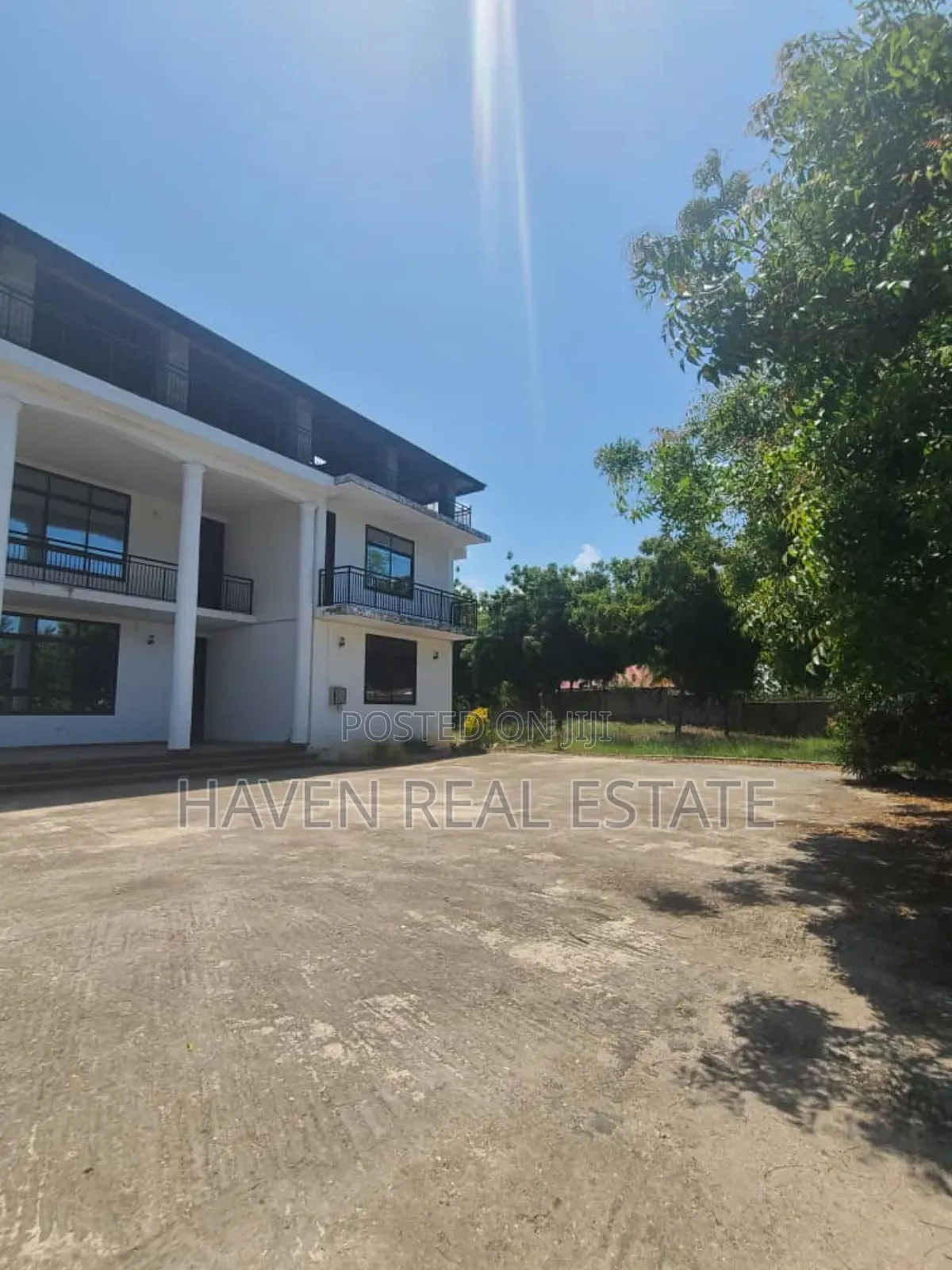 5bdrm House in Kigamboni for sale in Kigamboni