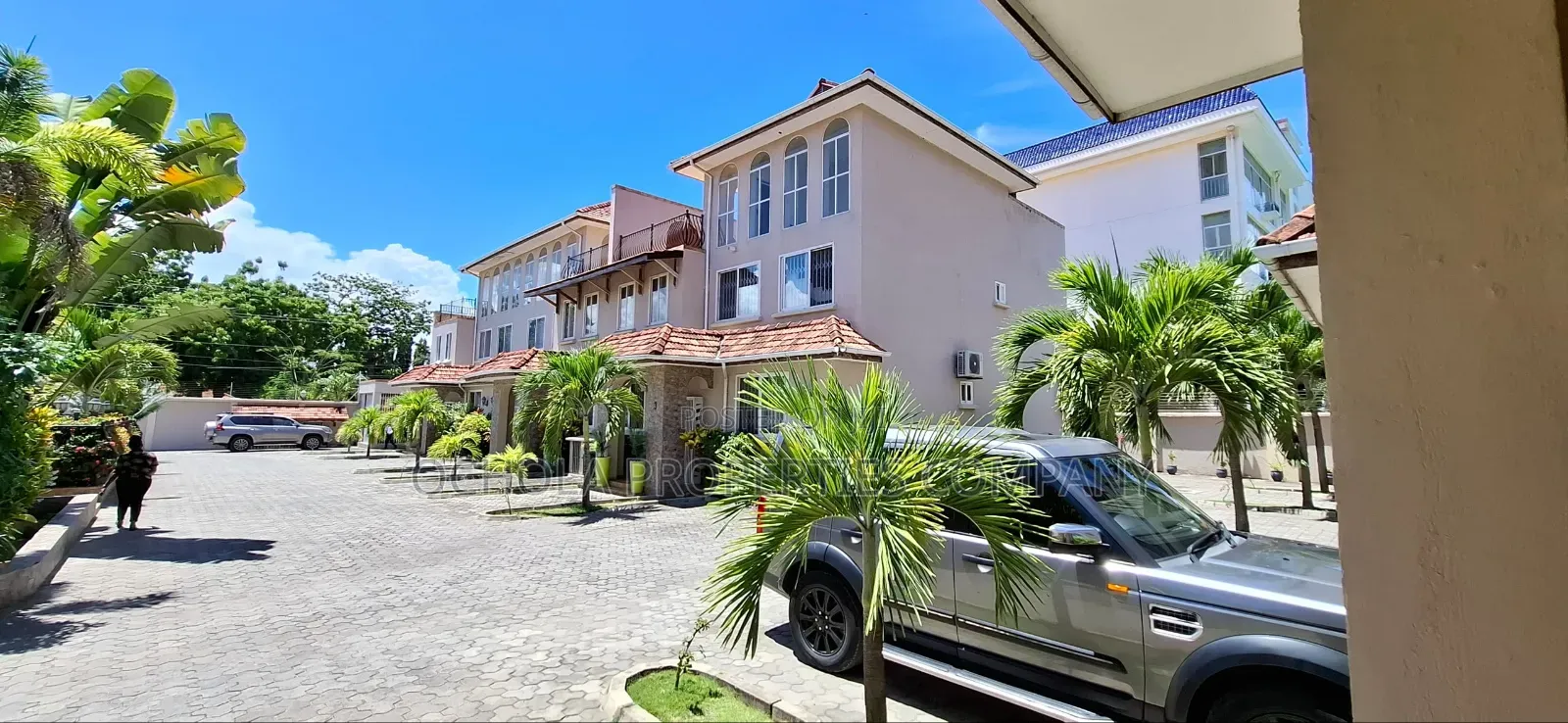 Furnished 4bdrm Villa in Masaki for rent in Masaki