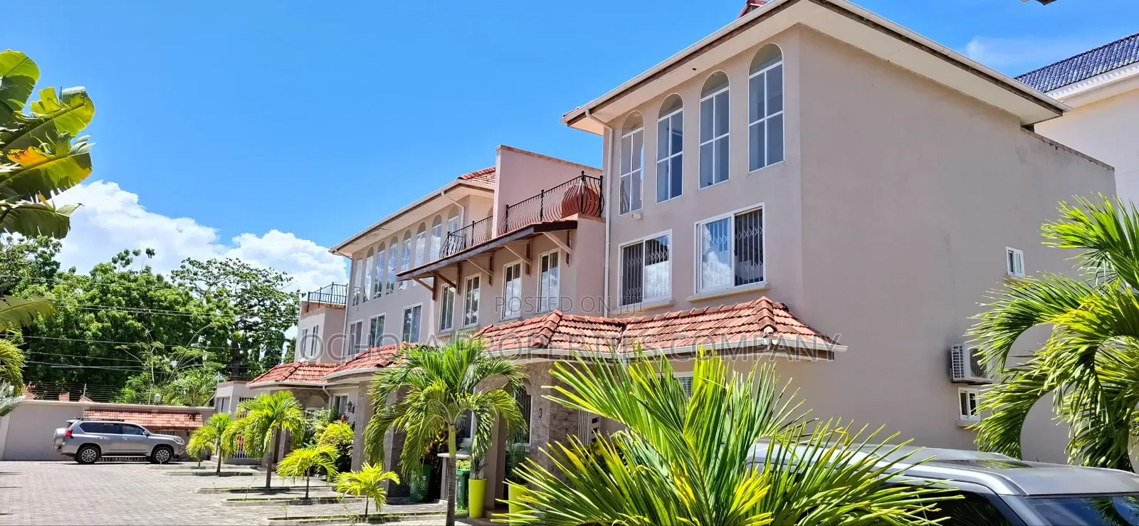 Furnished 4bdrm Villa in Masaki for rent in Masaki