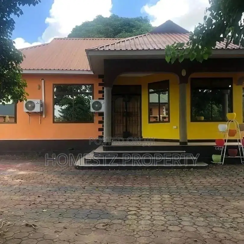 Titled House For Sale in Kinondoni