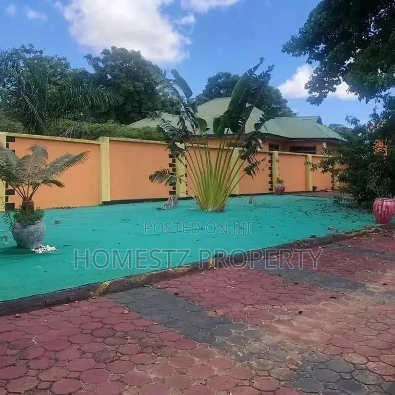 Titled House For Sale in Kinondoni